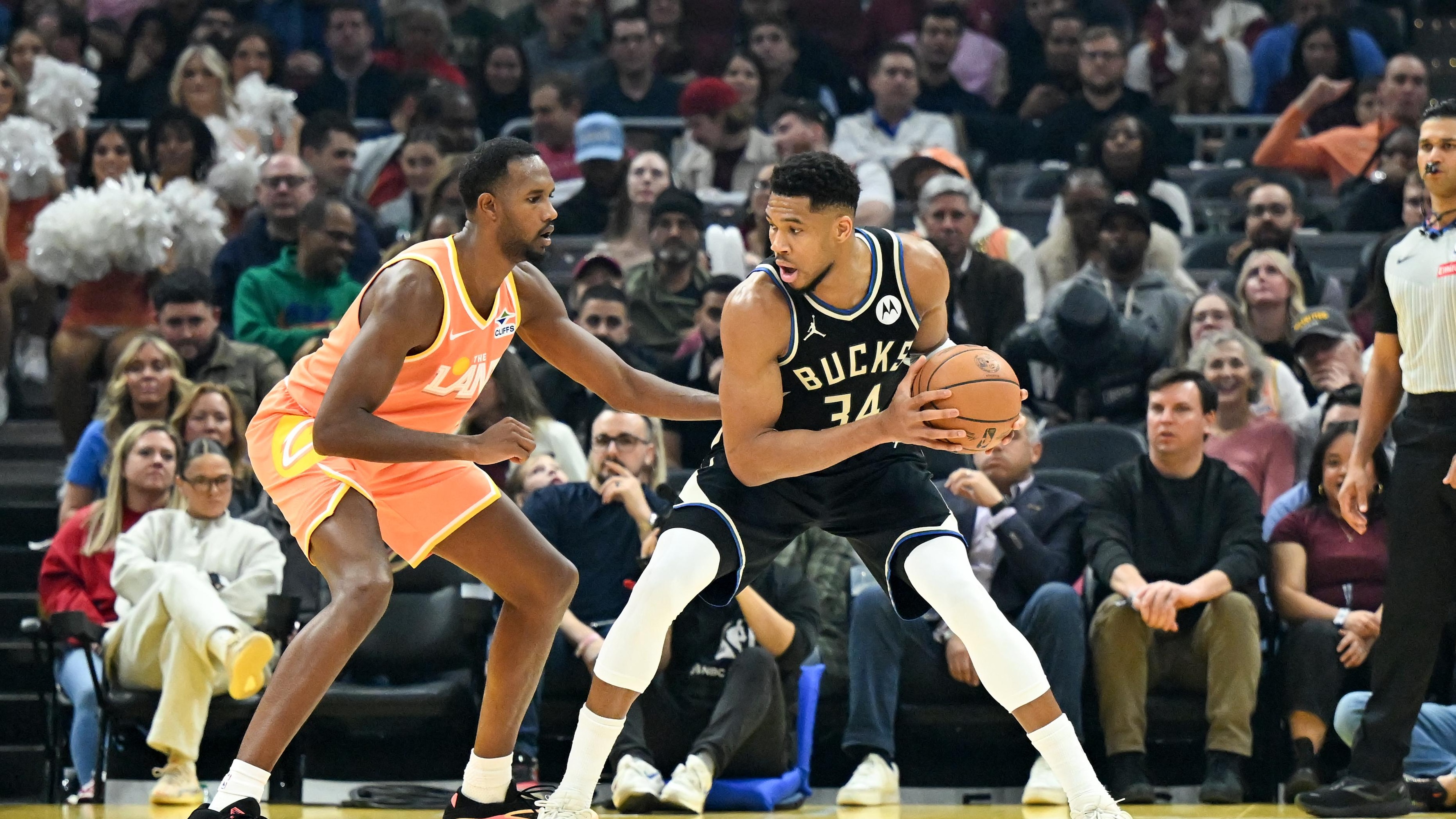 How the Cleveland Cavaliers Could Land Giannis Antetokounmpo in a Blockbuster Trade