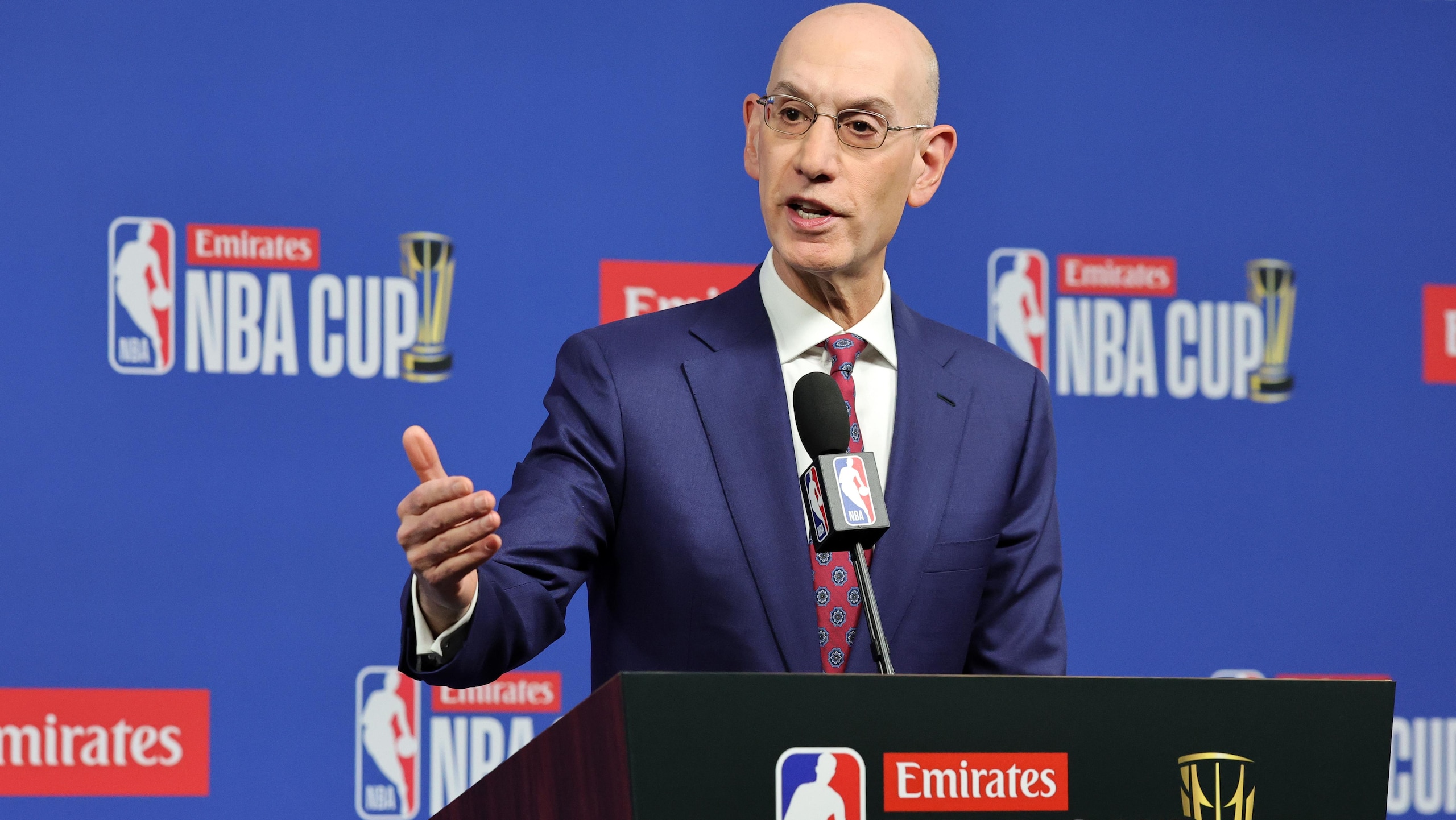 San Antonio Spurs v New York Knicks: Emirates NBA Cup - Final