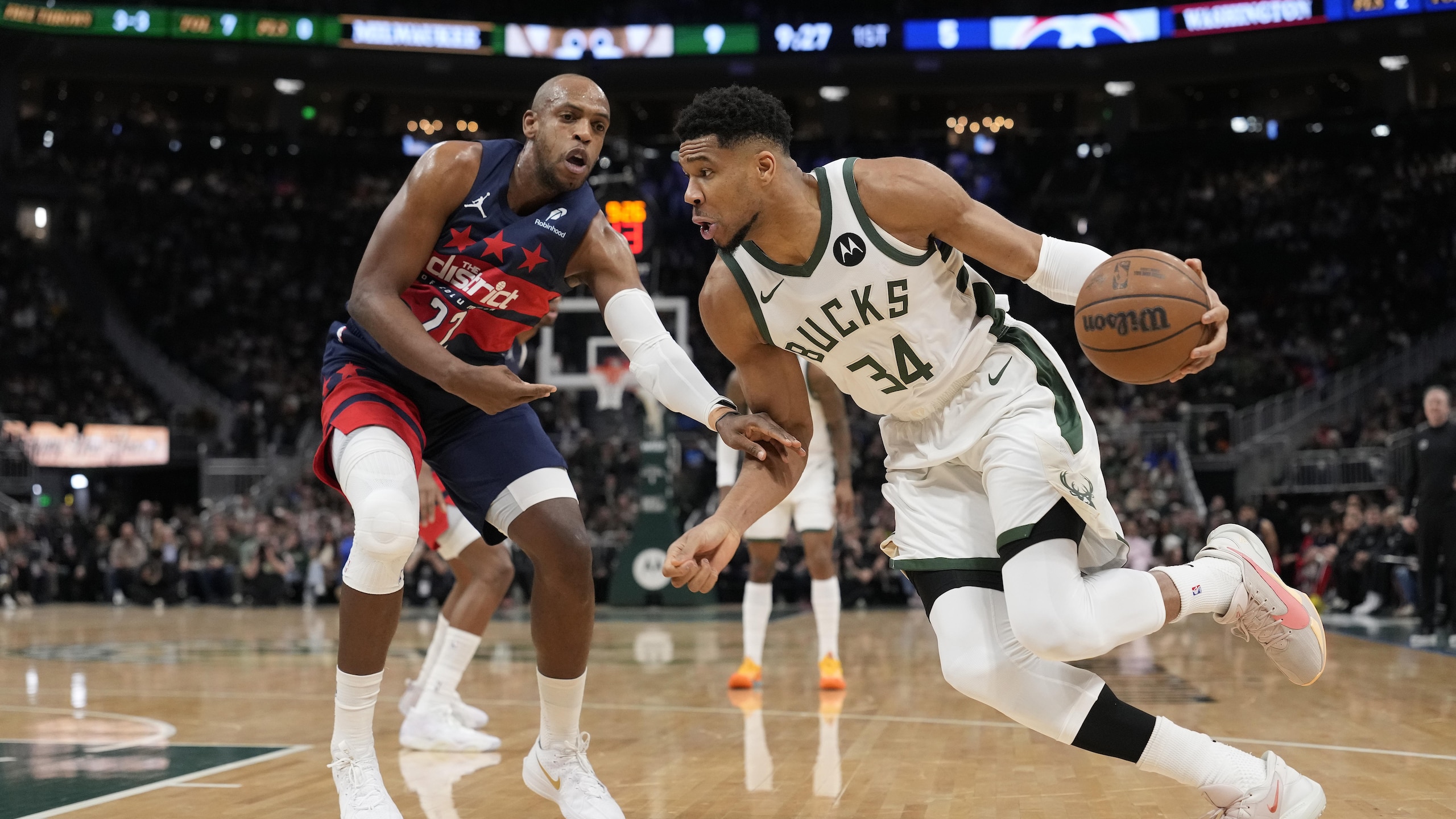 Washington Wizards v Milwaukee Bucks