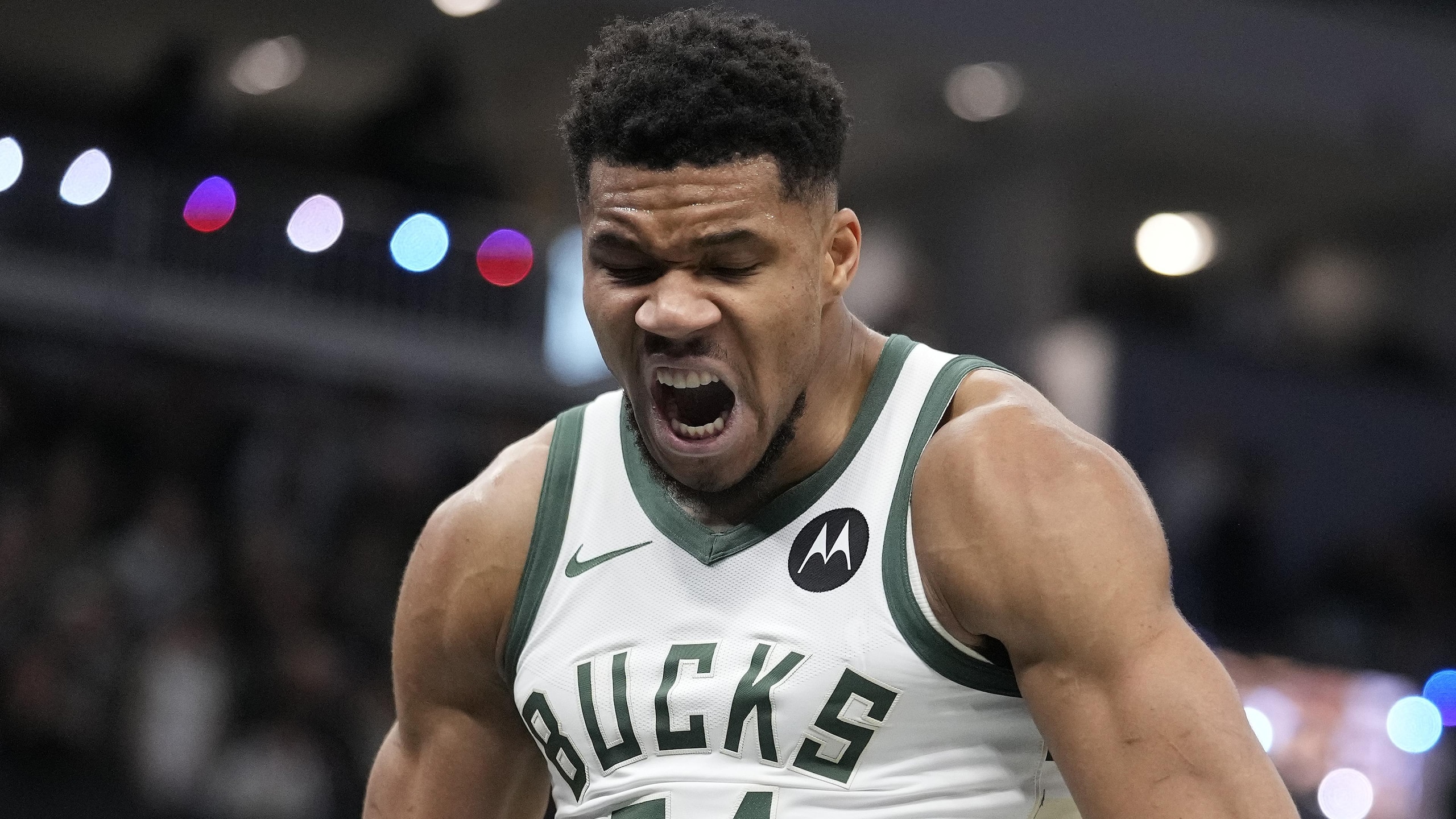 Washington Wizards v Milwaukee Bucks