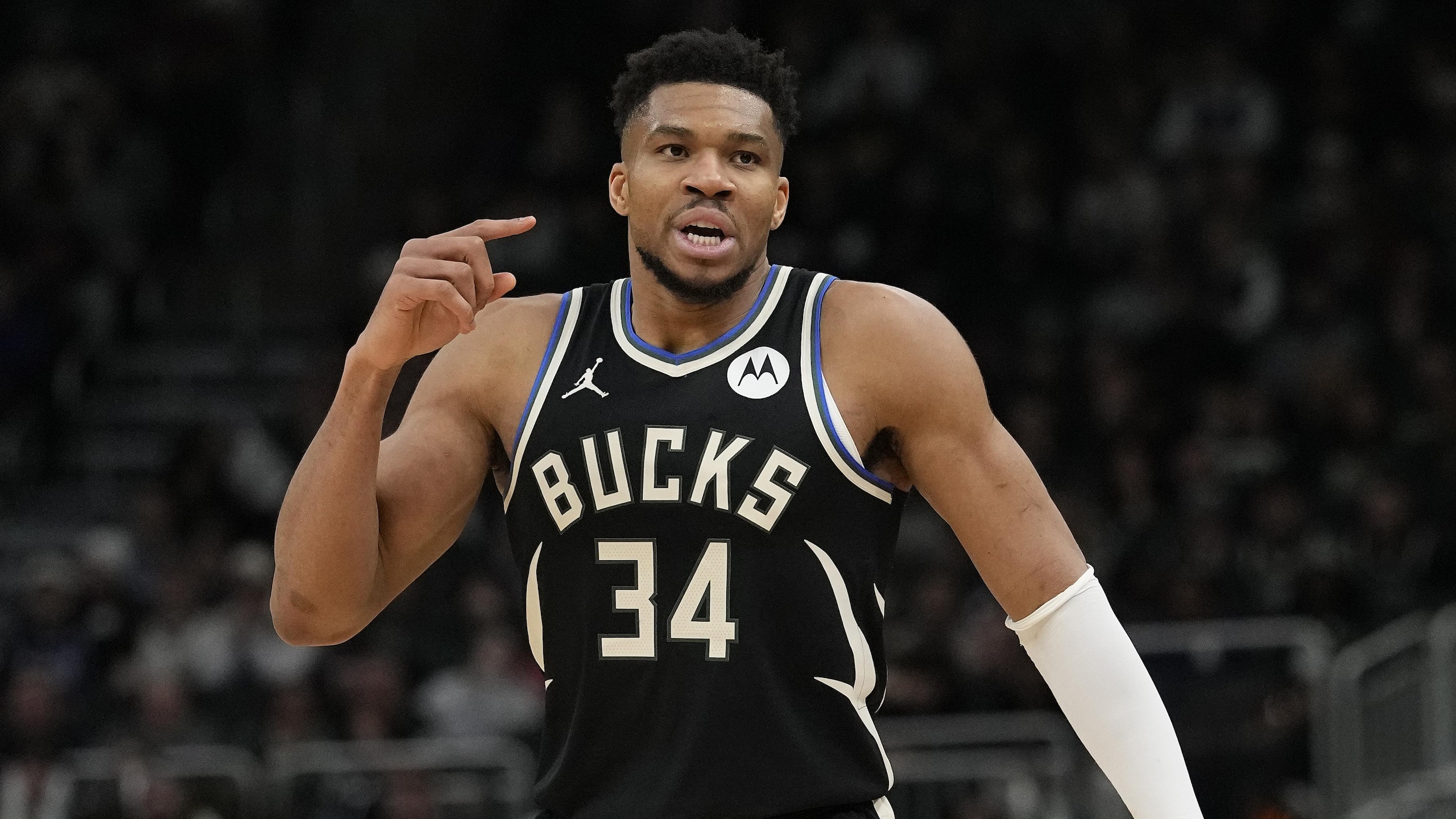 Denver Nuggets v Milwaukee Bucks