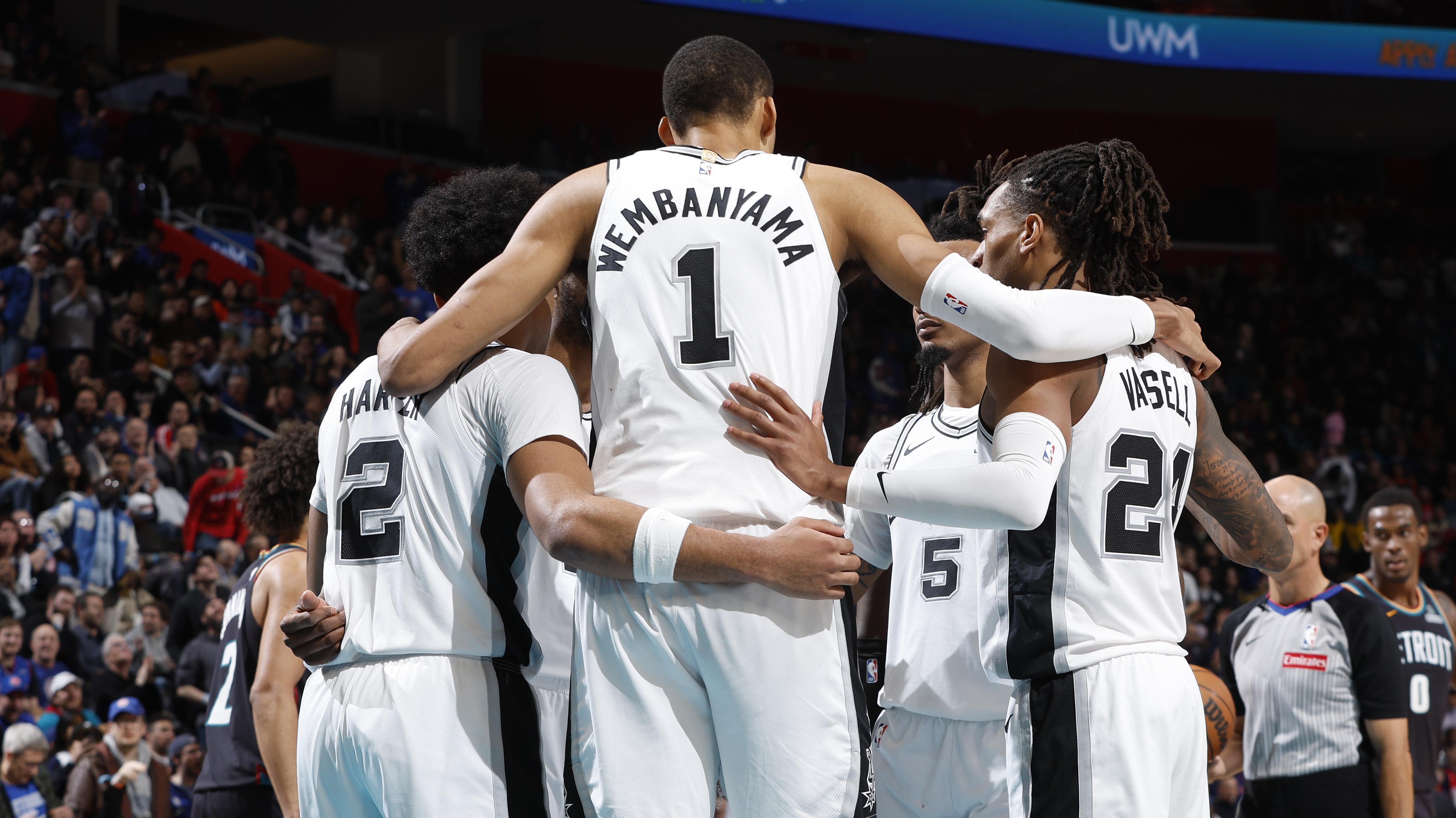 San Antonio Spurs v Detroit Pistons