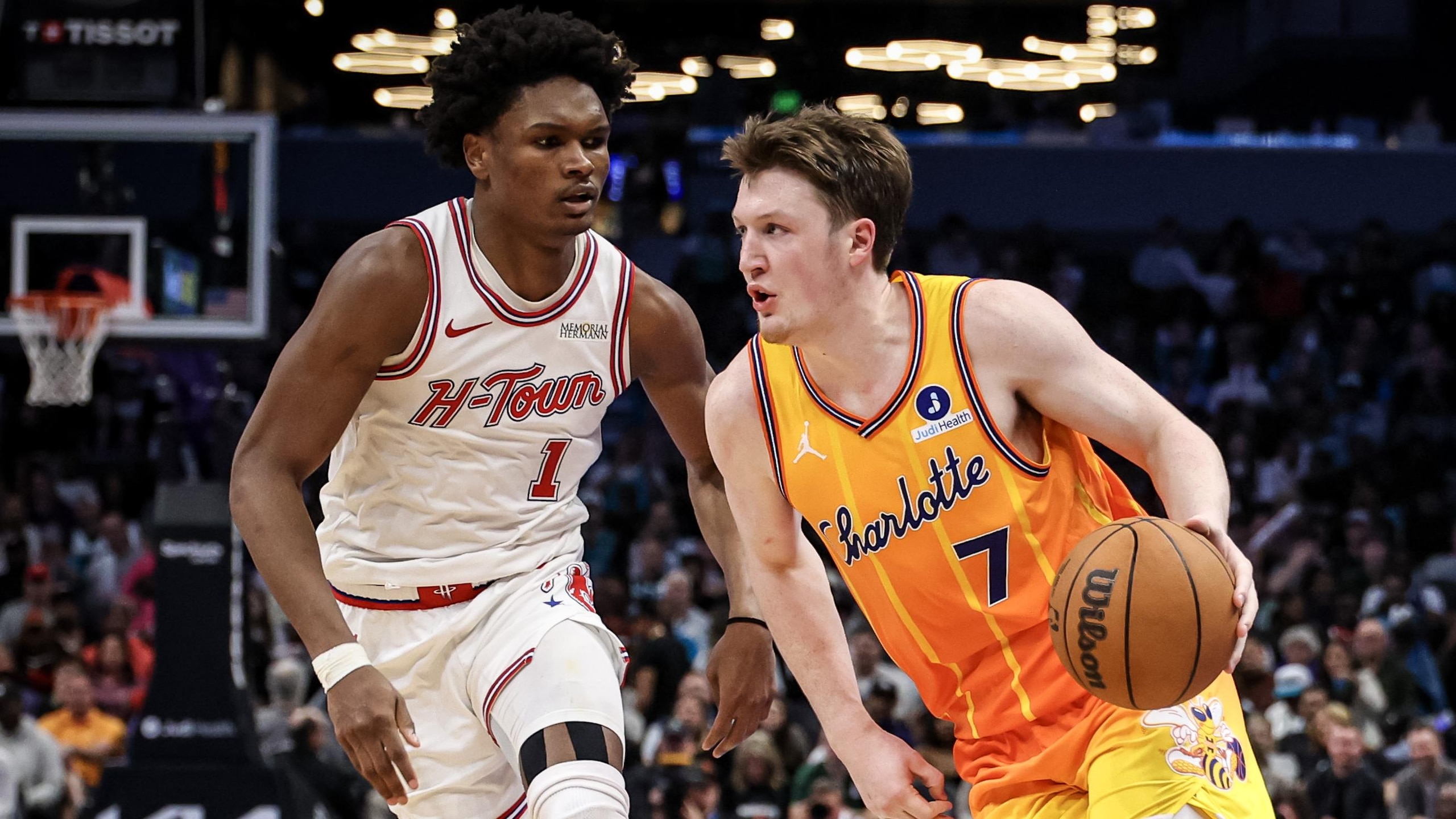 Houston Rockets v Charlotte Hornets