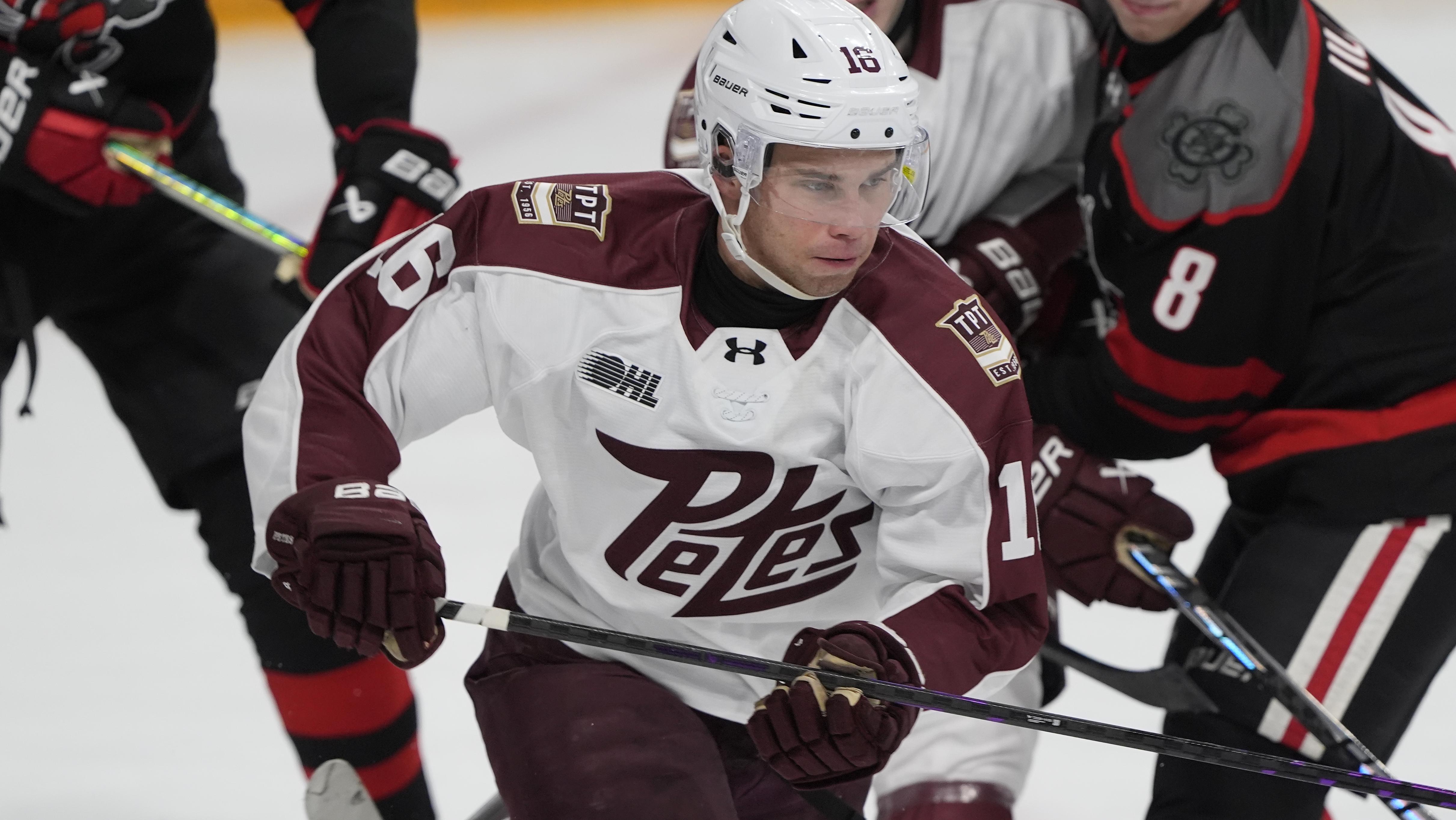 Peterborough Petes v Niagara IceDogs