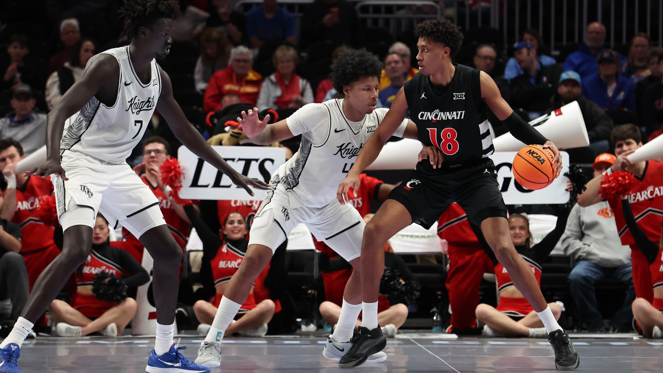 COLLEGE BASKETBALL: MAR 11 Big 12 Tournament Cincinnati vs UCF