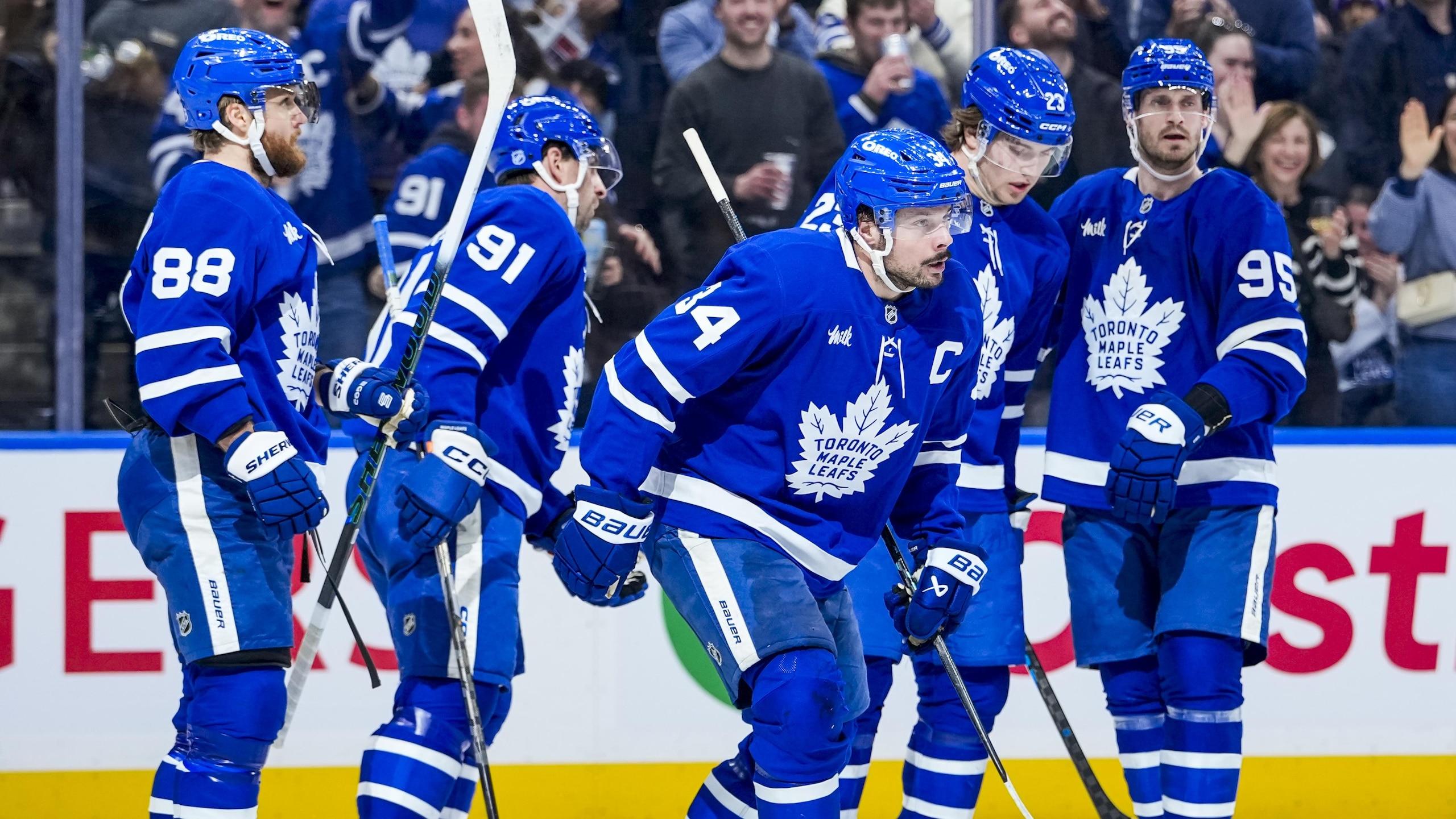 Anaheim Ducks  v Toronto Maple Leafs
