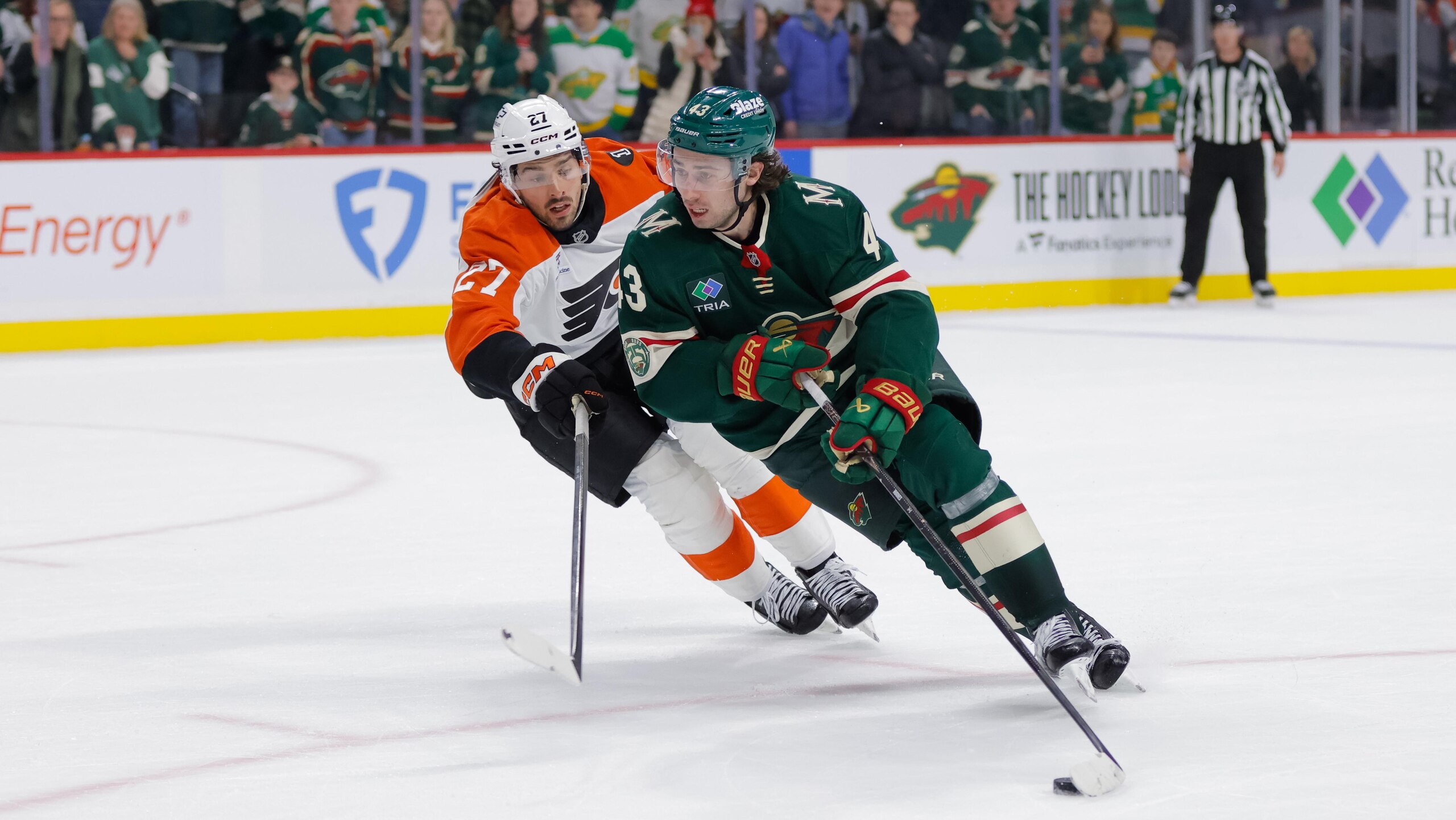 NHL: MAR 12 Flyers at Wild