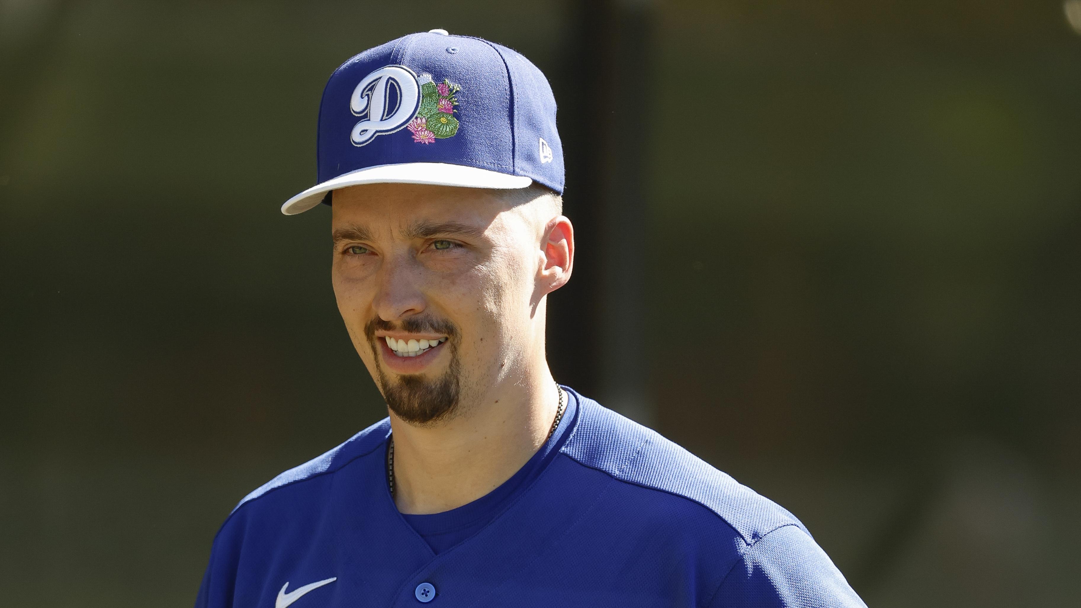 San Francisco Giants v Los Angeles Dodgers
