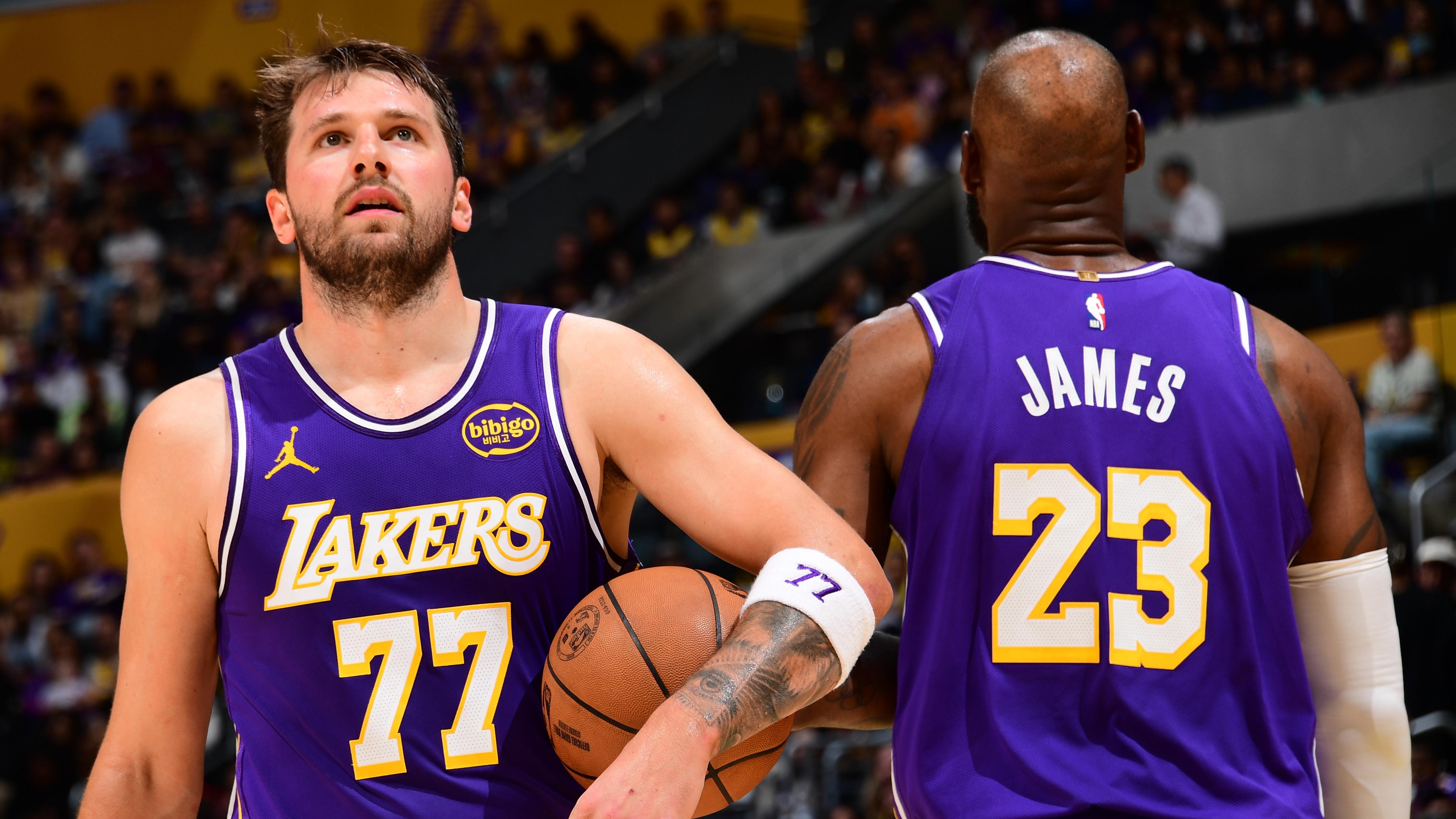 Brooklyn Nets v Los Angeles Lakers