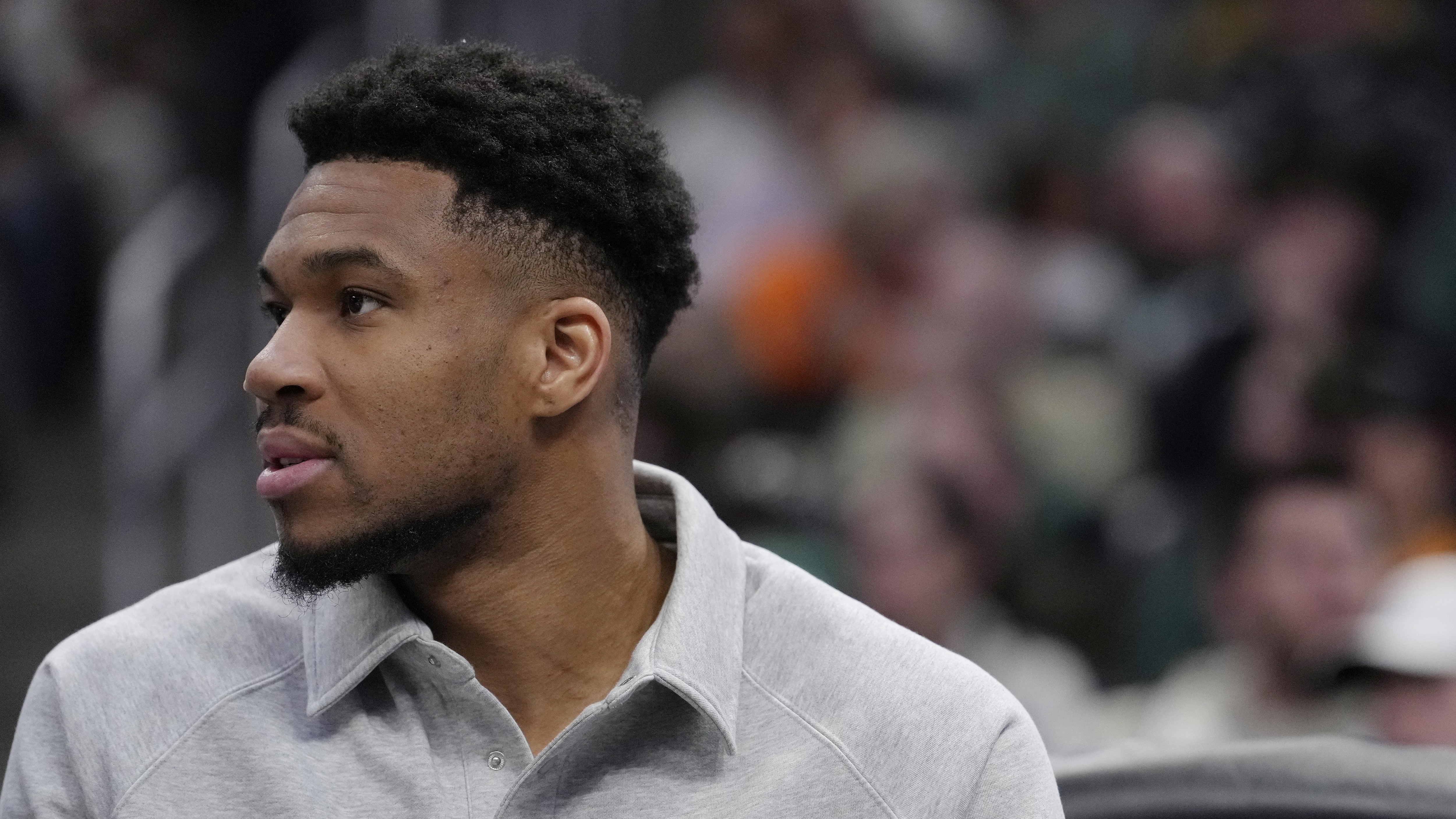 San Antonio Spurs v Milwaukee Bucks