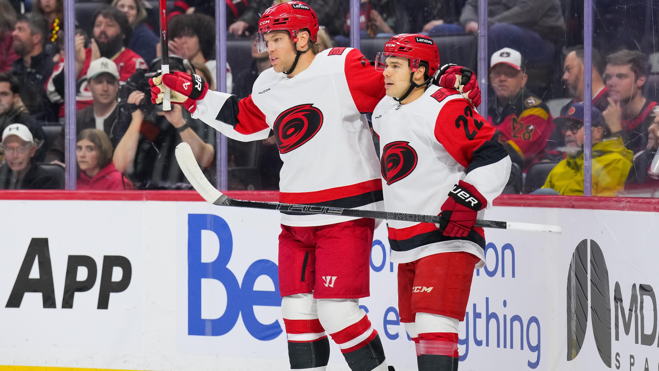 Carolina Hurricanes v Ottawa Senators