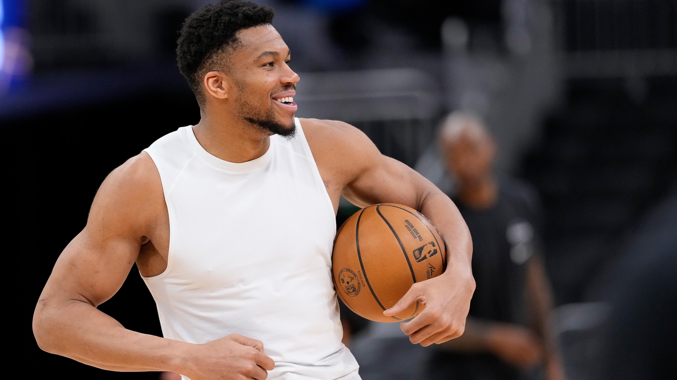 Memphis Grizzlies v Milwaukee Bucks