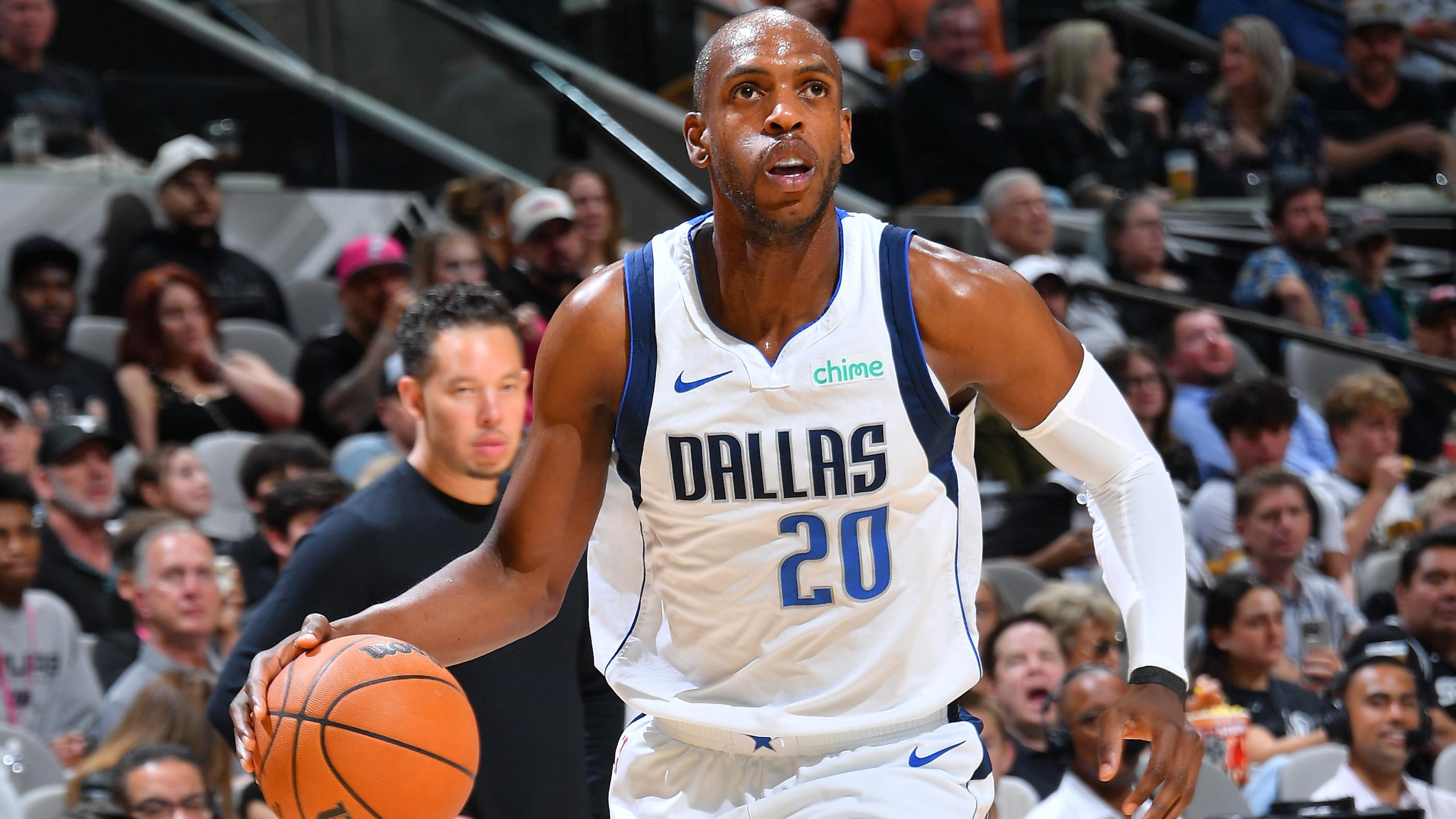 Dallas Mavericks v San Antonio Spurs Dallas Mavericks v San Antonio Spurs