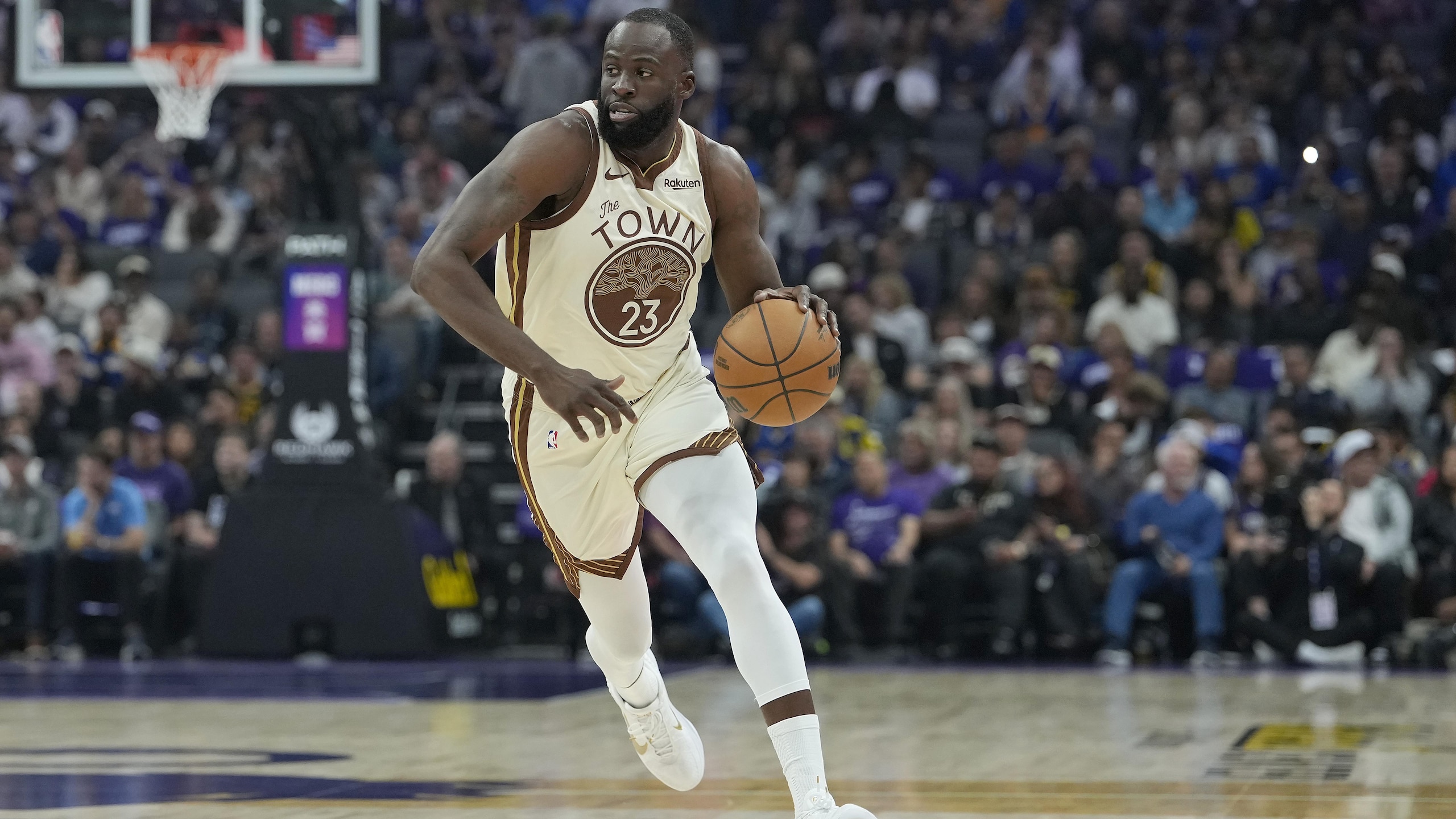 Golden State Warriors v Sacramento Kings