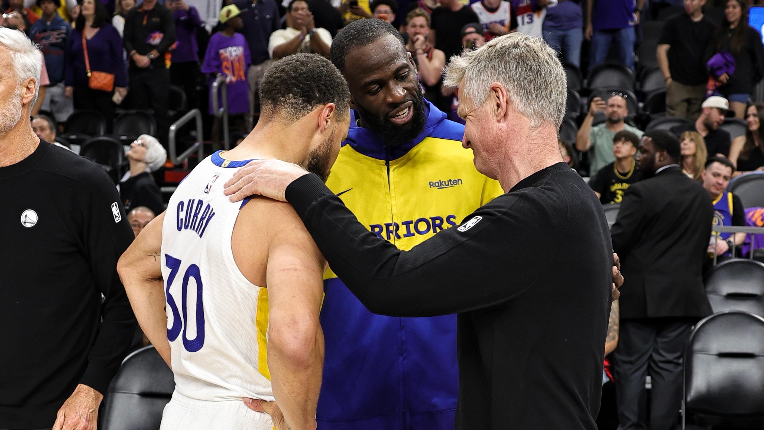 Golden State Warriors v Phoenix Suns - Play-In Tournament