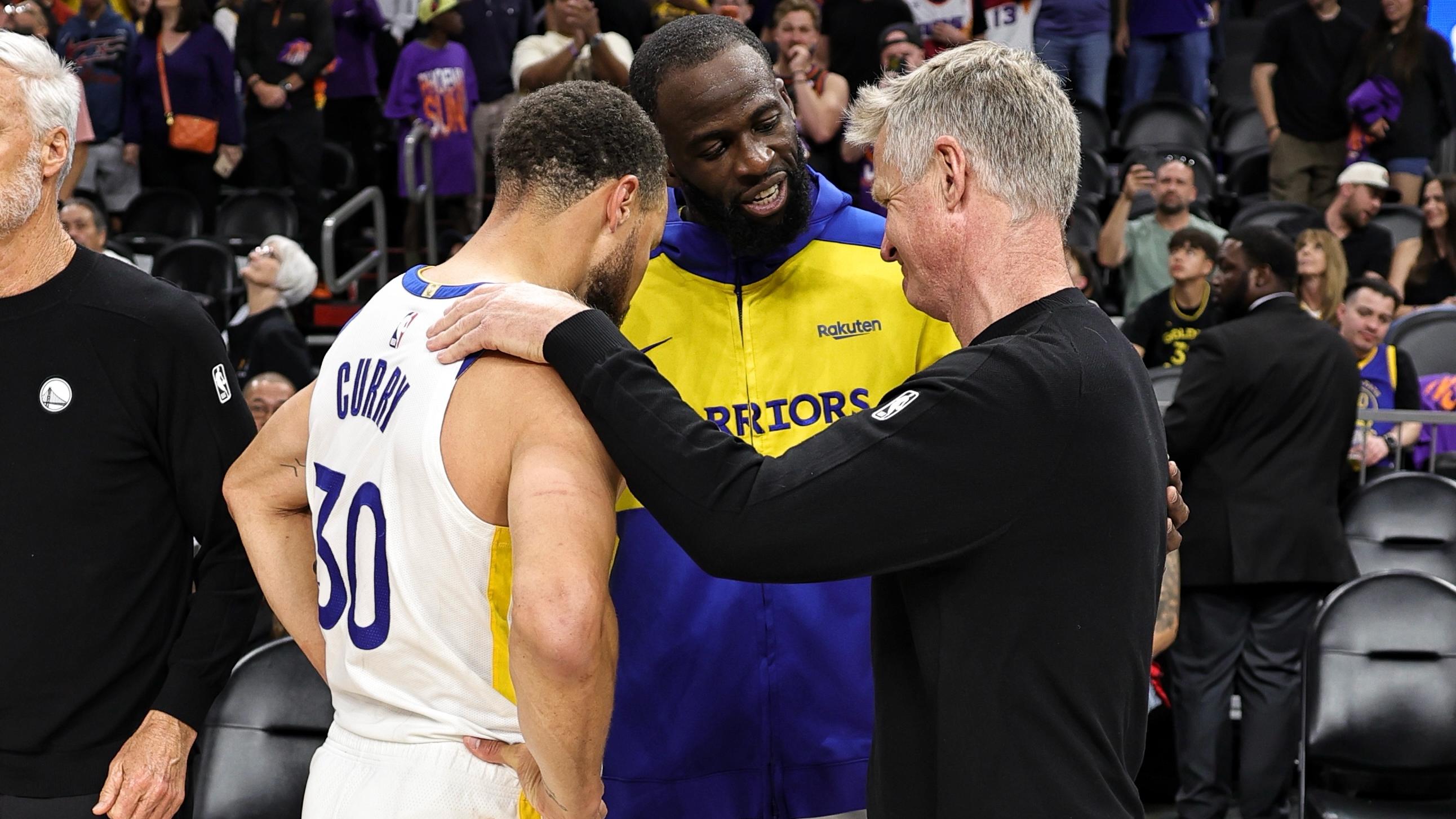 Golden State Warriors v Phoenix Suns - Play-In Tournament