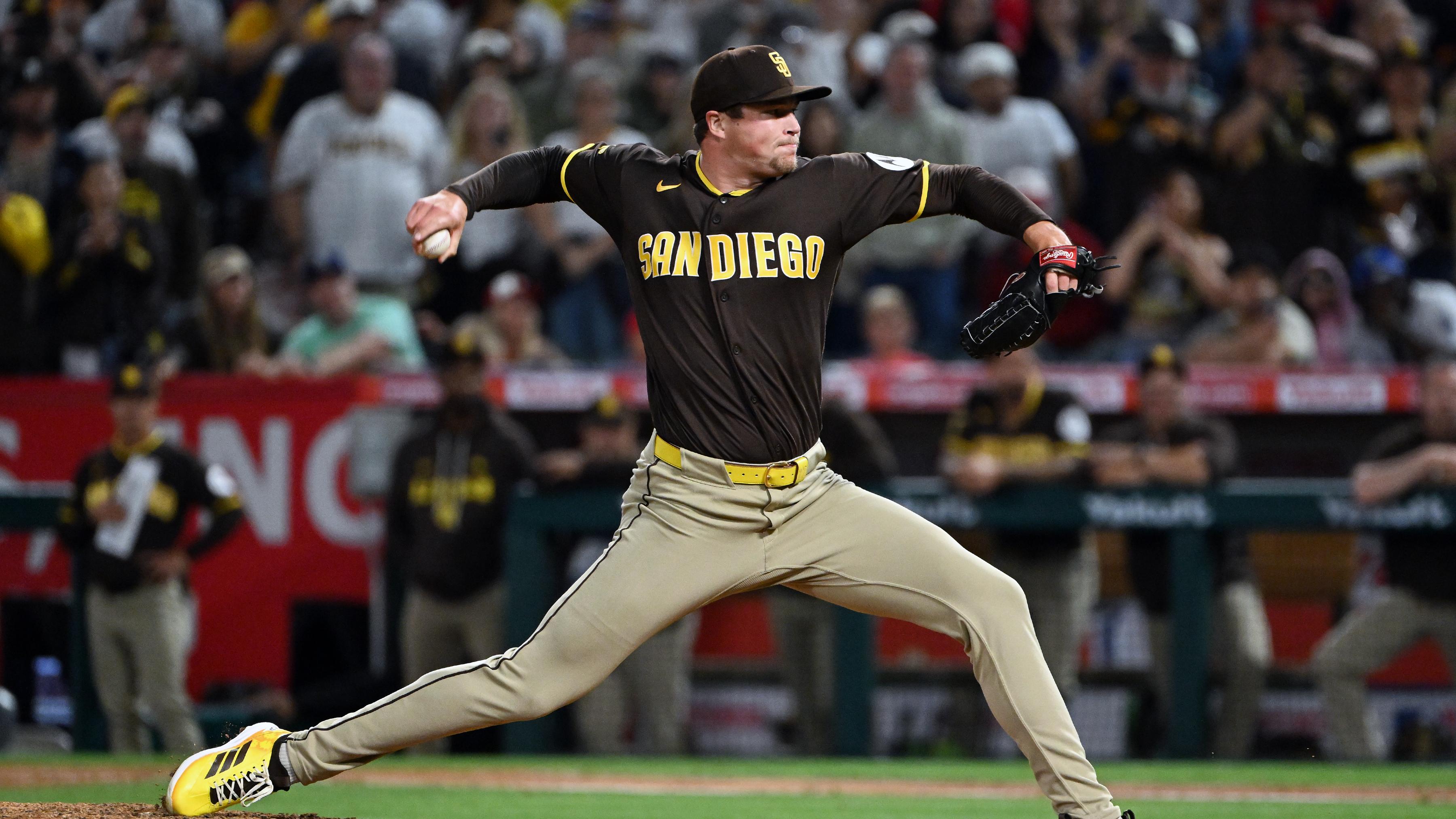 MLB: APR 18 Padres at Angels