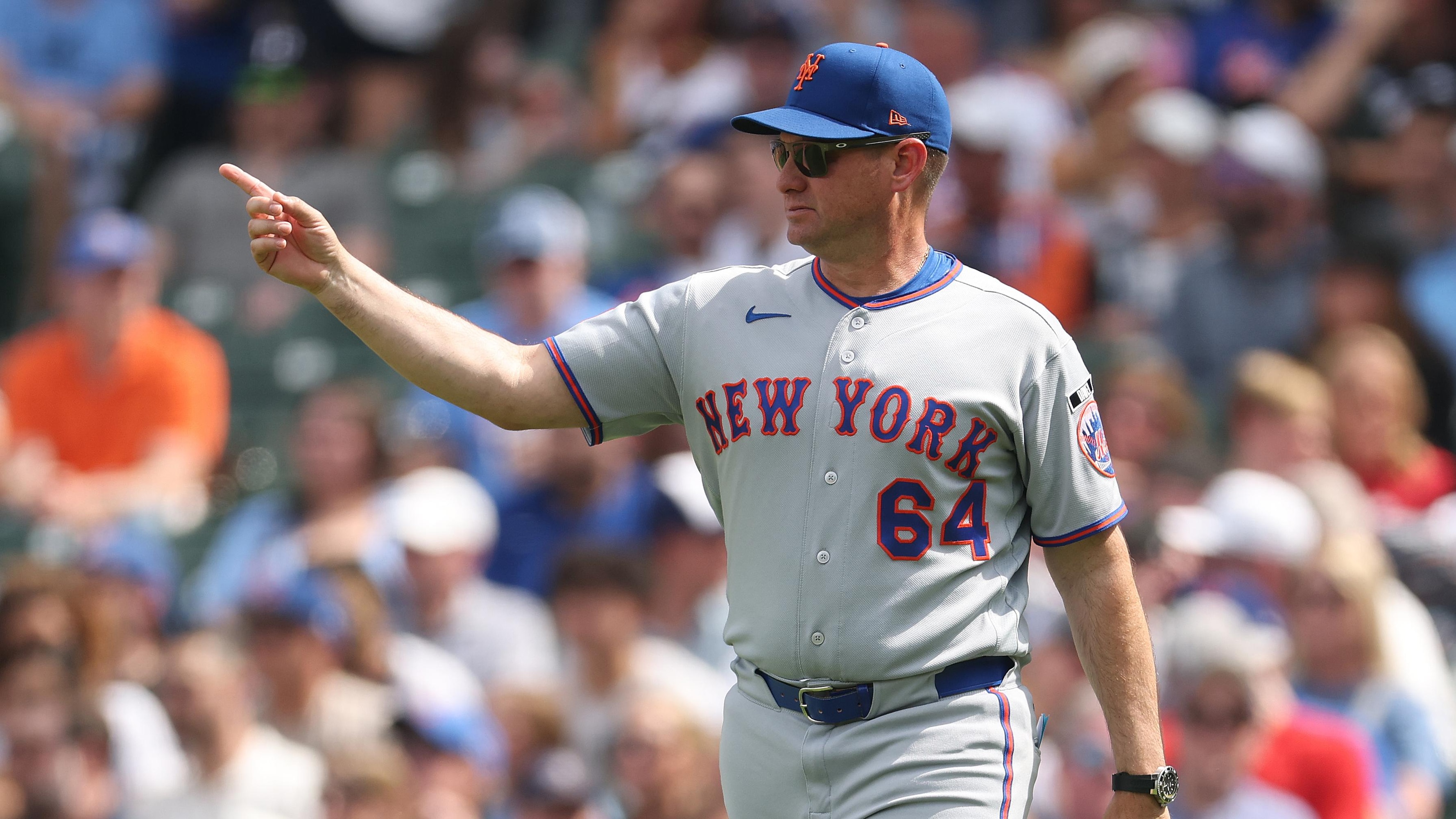 Carlos Mendoza Backed by David Stearns amid Mets' Woes, 'Don't View This as a Manager Problem'
