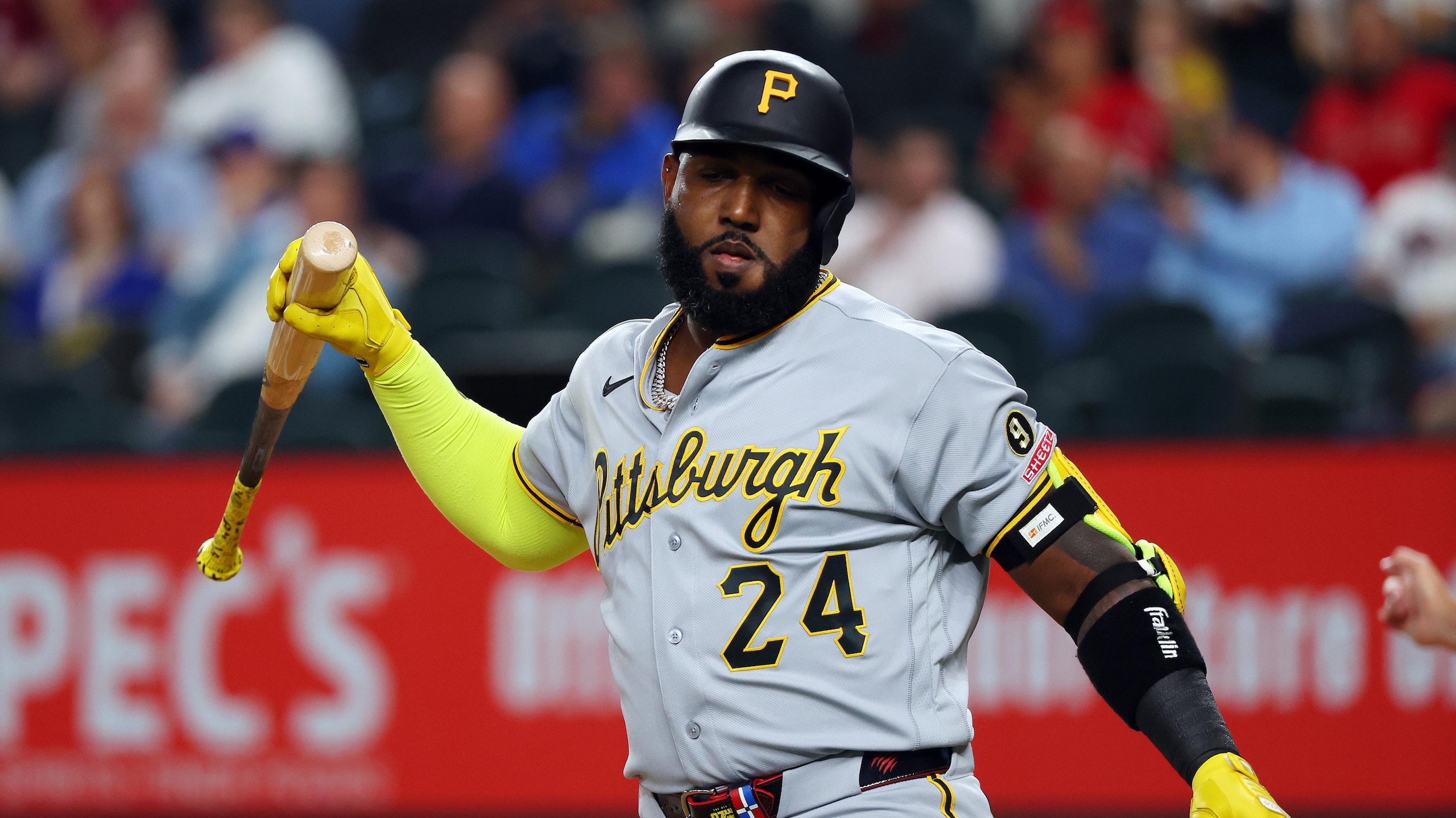 Pittsburgh Pirates v Texas Rangers