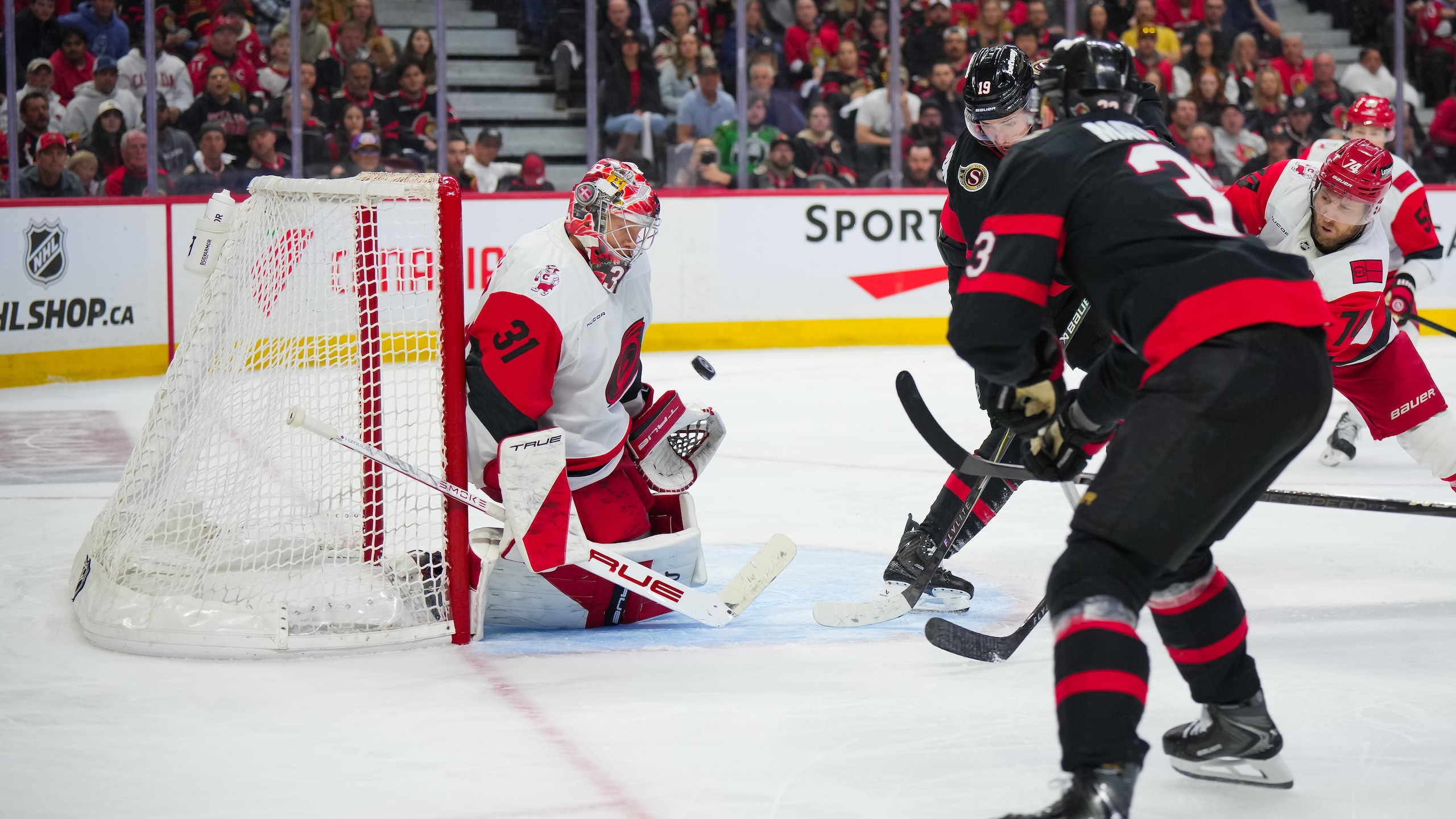 Carolina Hurricanes v Ottawa Senators - Game Four