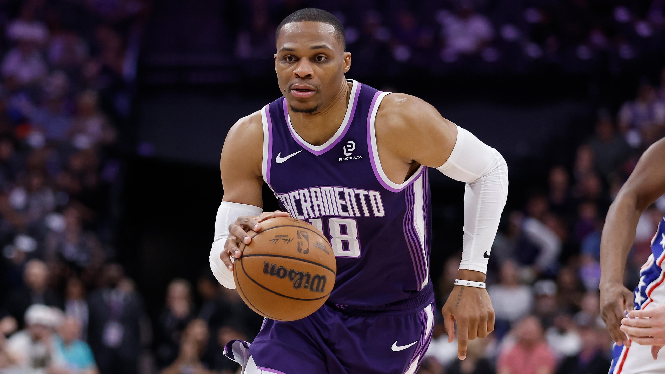 Philadelphia 76ers v Sacramento Kings