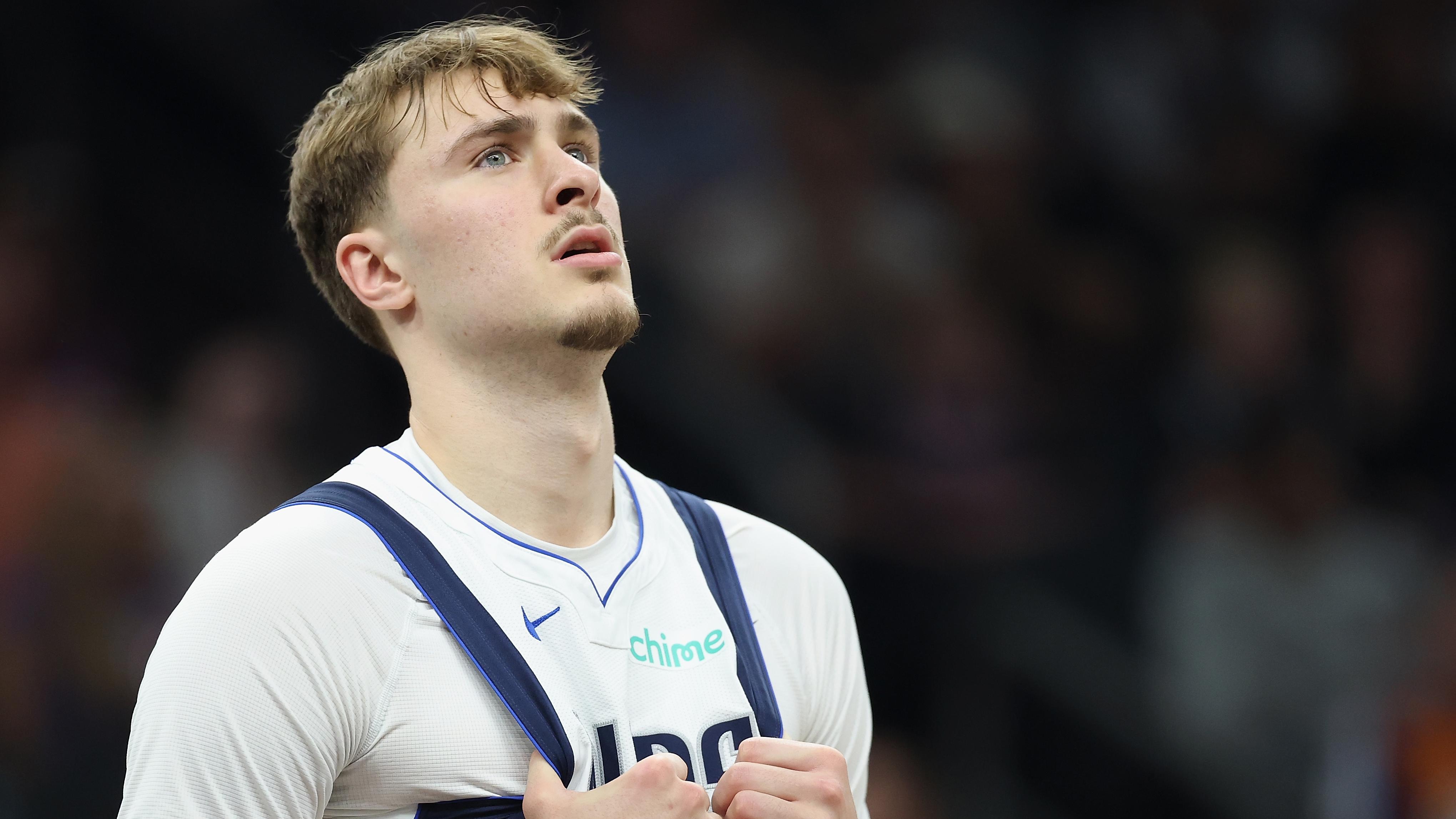 Dallas Mavericks v Phoenix Suns