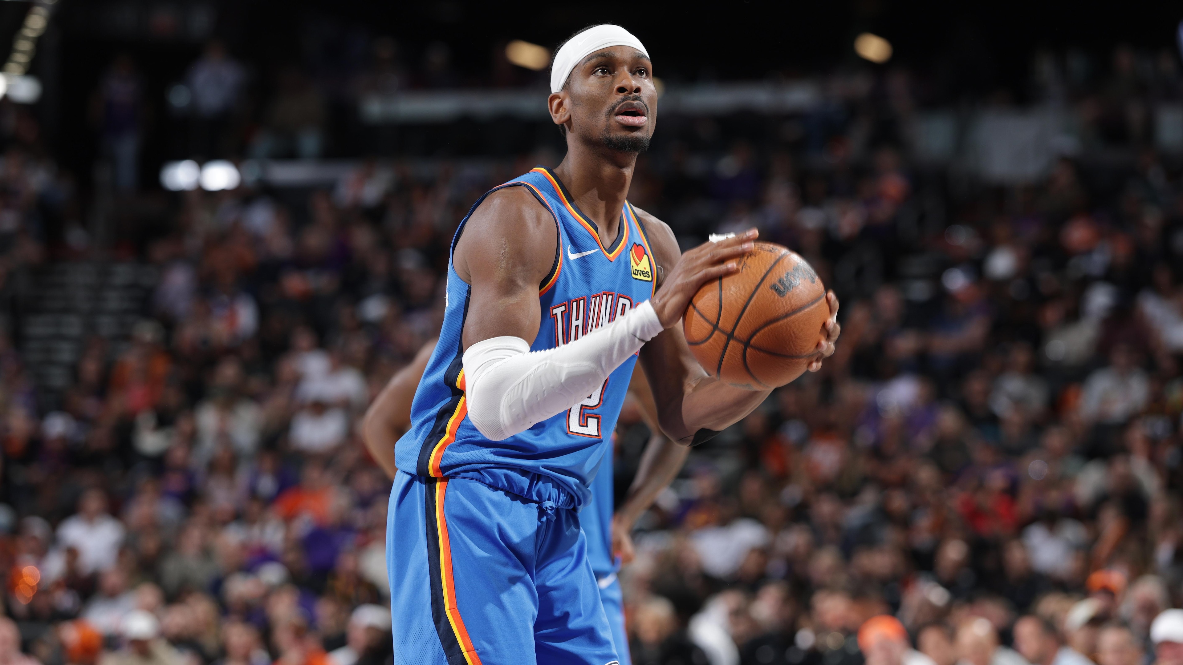 Oklahoma City Thunder v Phoenix Suns - Game Four Oklahoma City Thunder v Phoenix Suns - Game Four