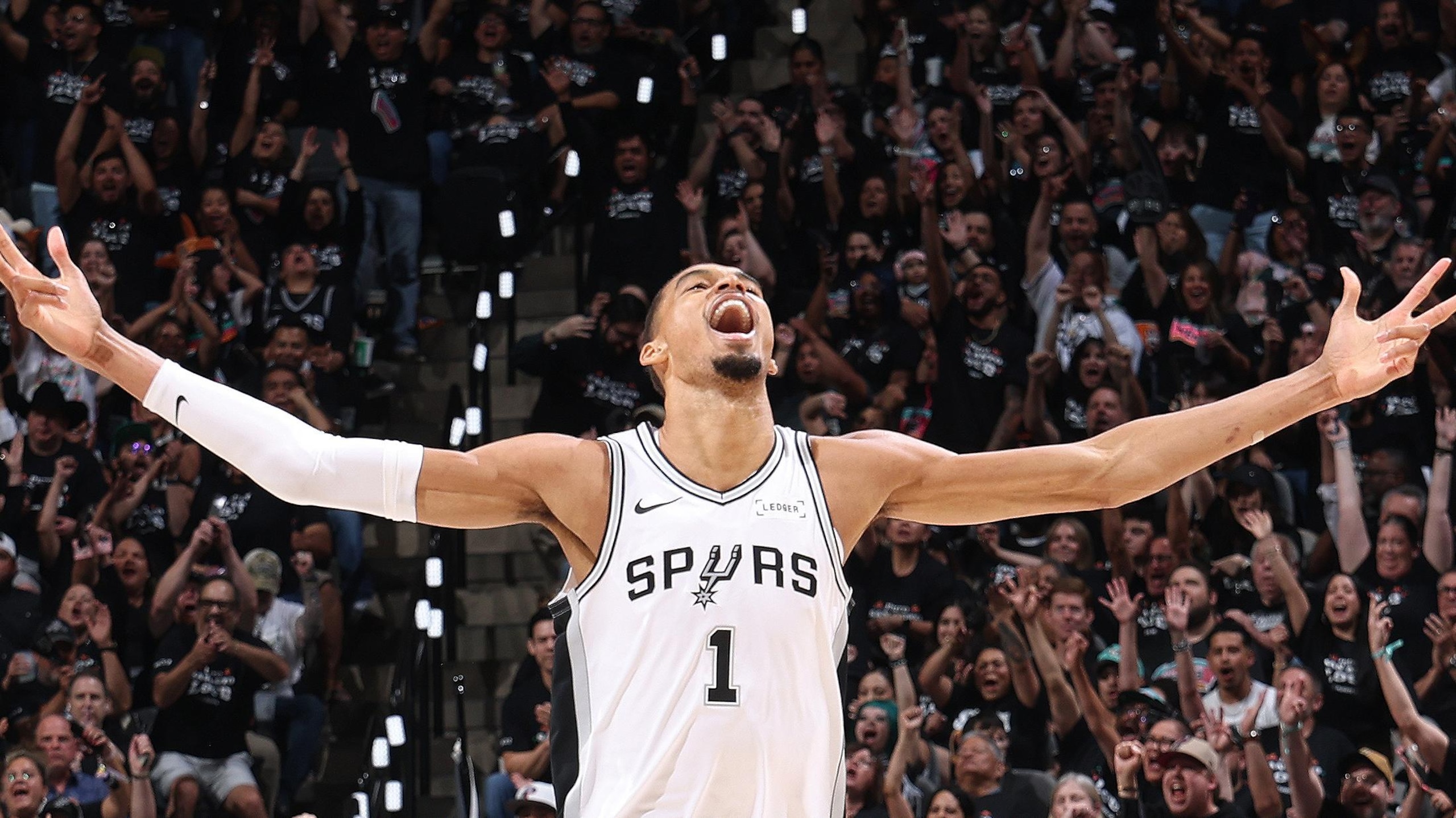 Portland Trail Blazers v San Antonio Spurs - Game Five