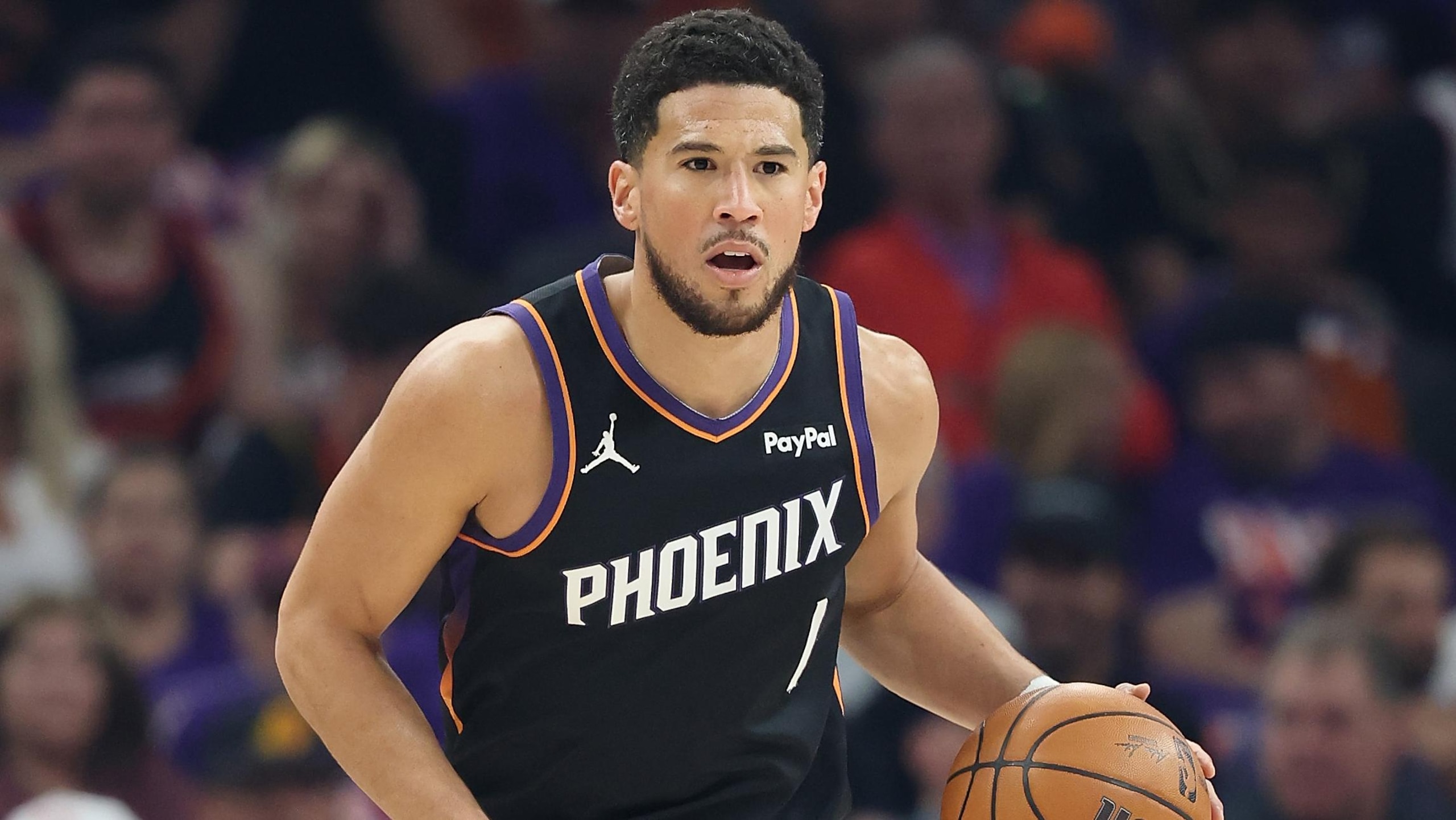 Oklahoma City Thunder v Phoenix Suns - Game Three