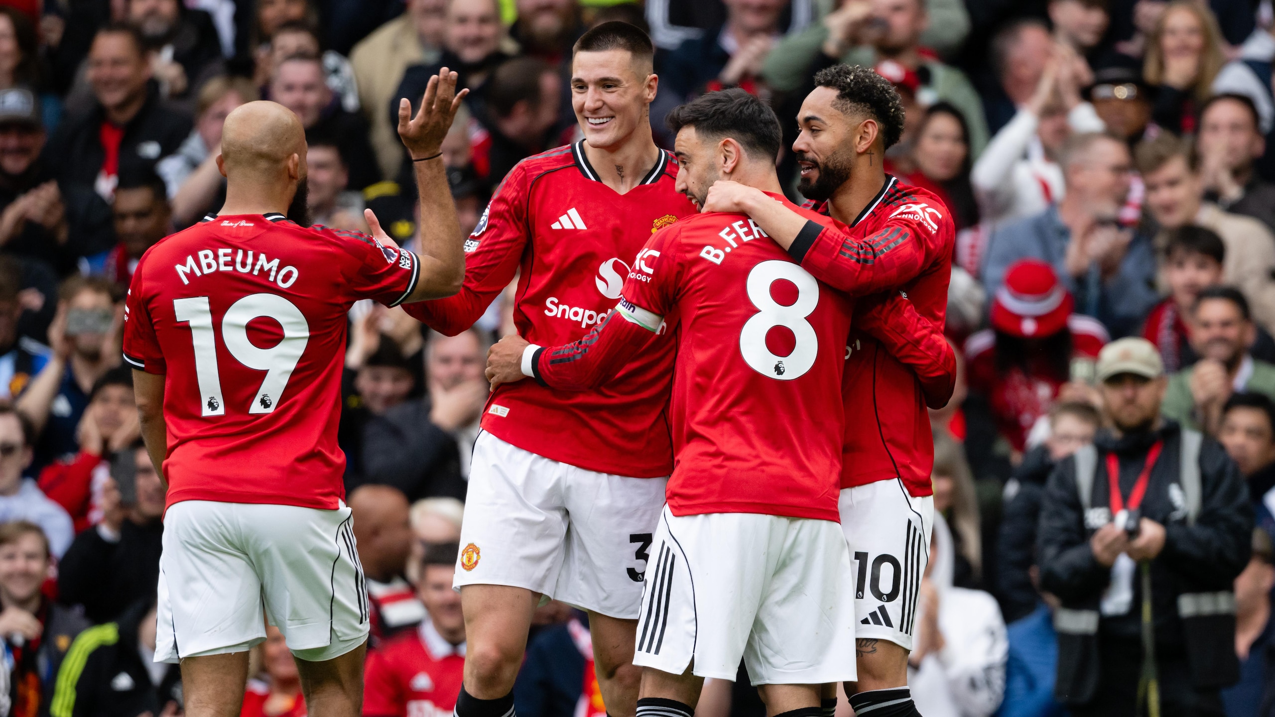 Manchester United v Liverpool - Premier League Manchester United v Liverpool - Premier League