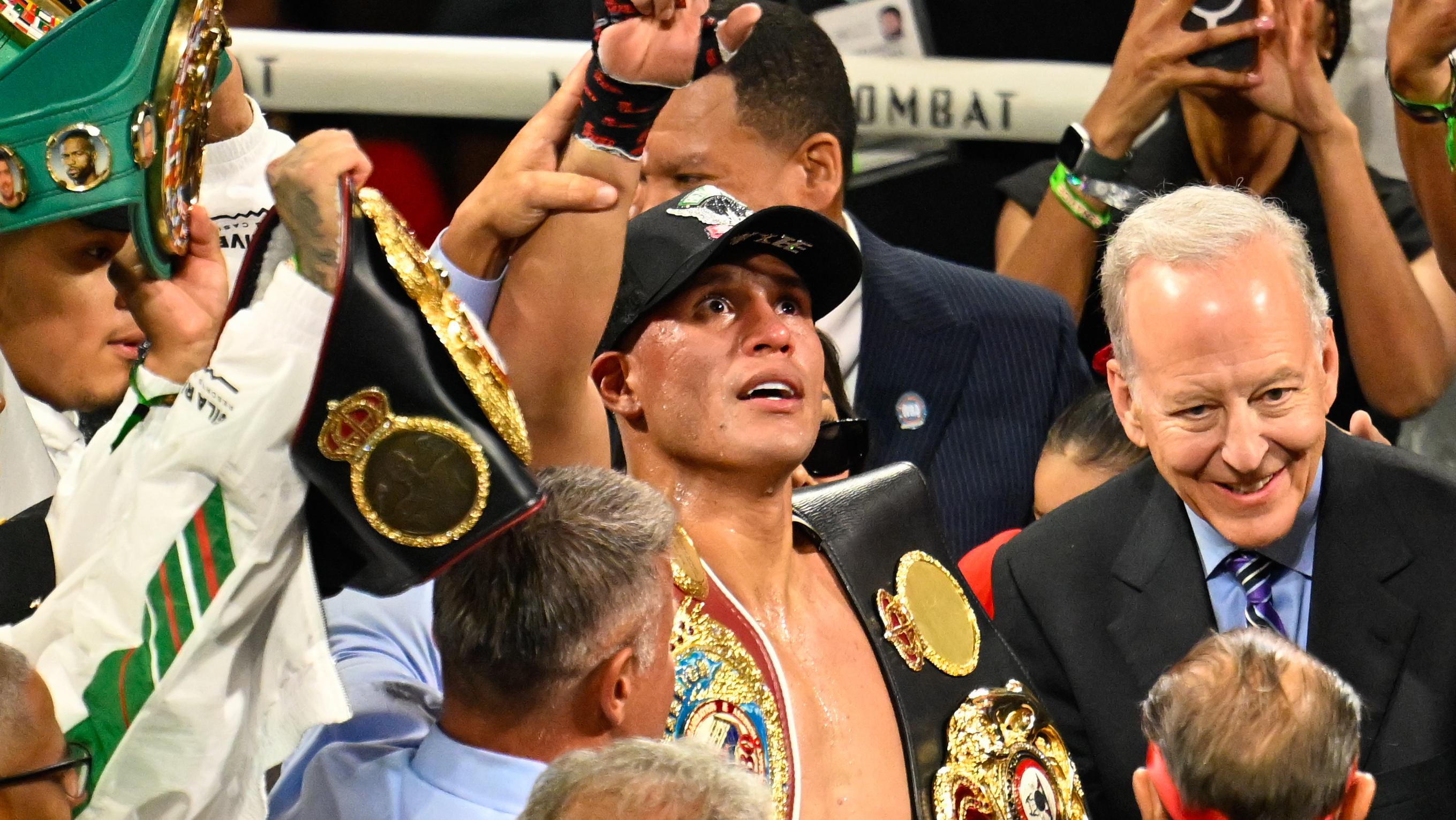 Benavidez vs. Zurdo - Main event of Premiere Boxing Championship in Las Vegas