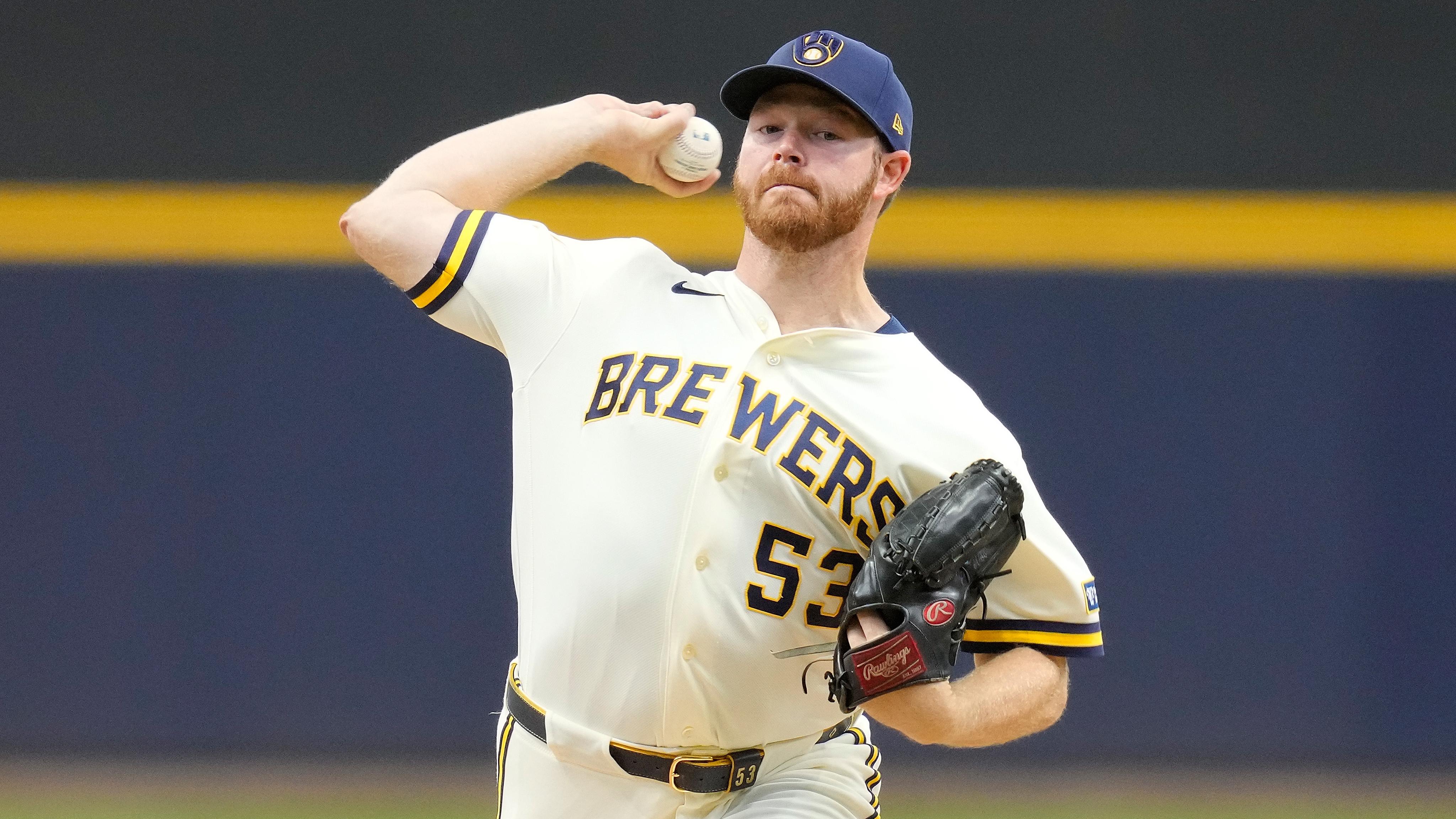 Arizona Diamondbacks v Milwaukee Brewers