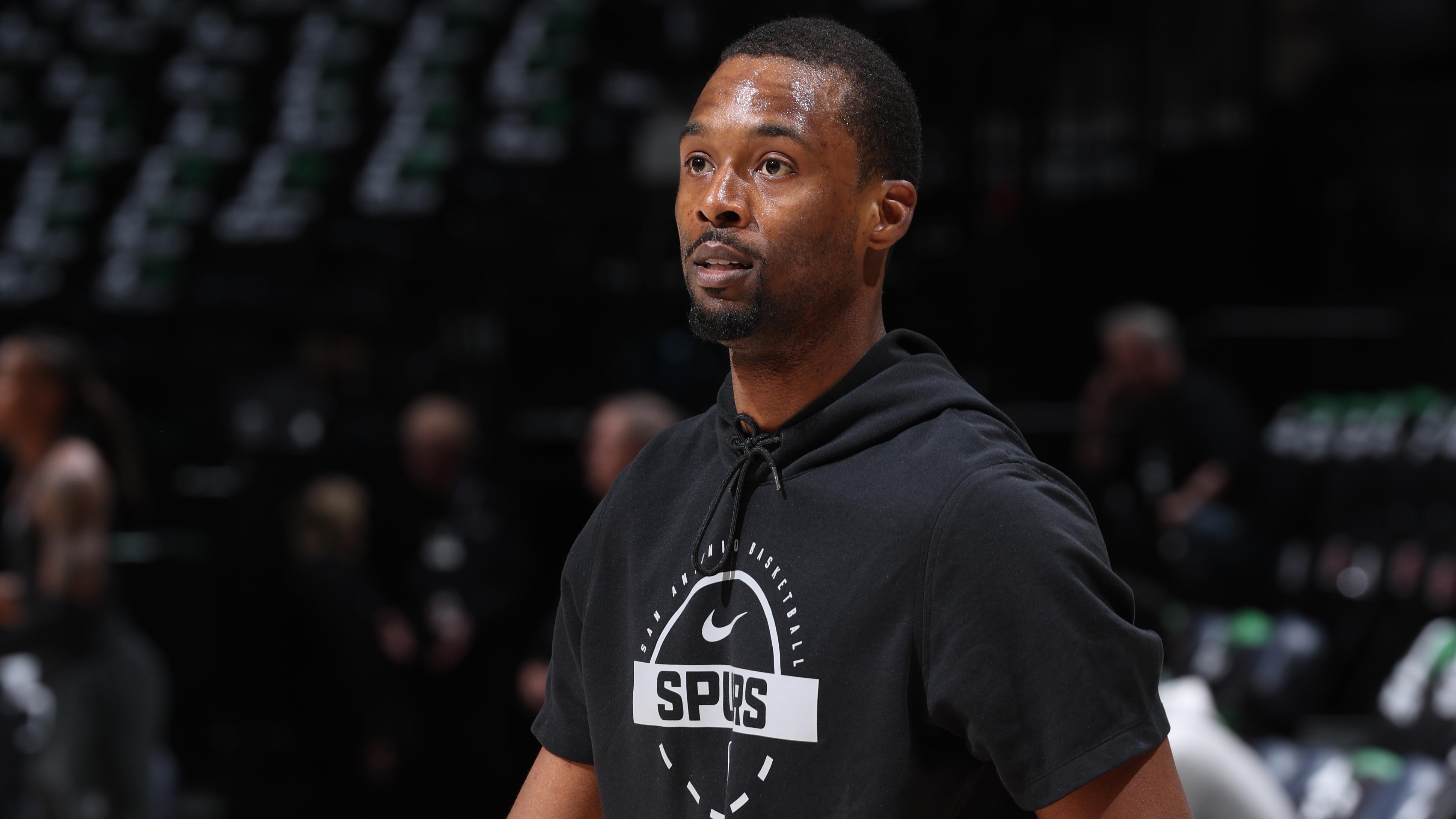 San Antonio Spurs v Minnesota Timberwolves - Game Three