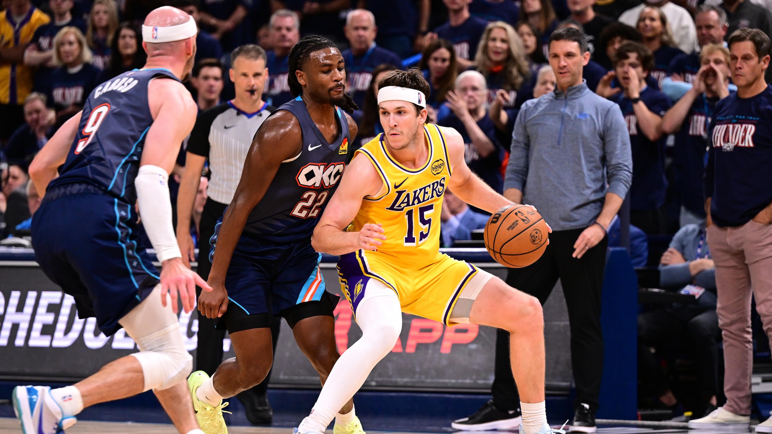 Los Angeles Lakers v Oklahoma City Thunder - Game Two Los Angeles Lakers v Oklahoma City Thunder - Game Two