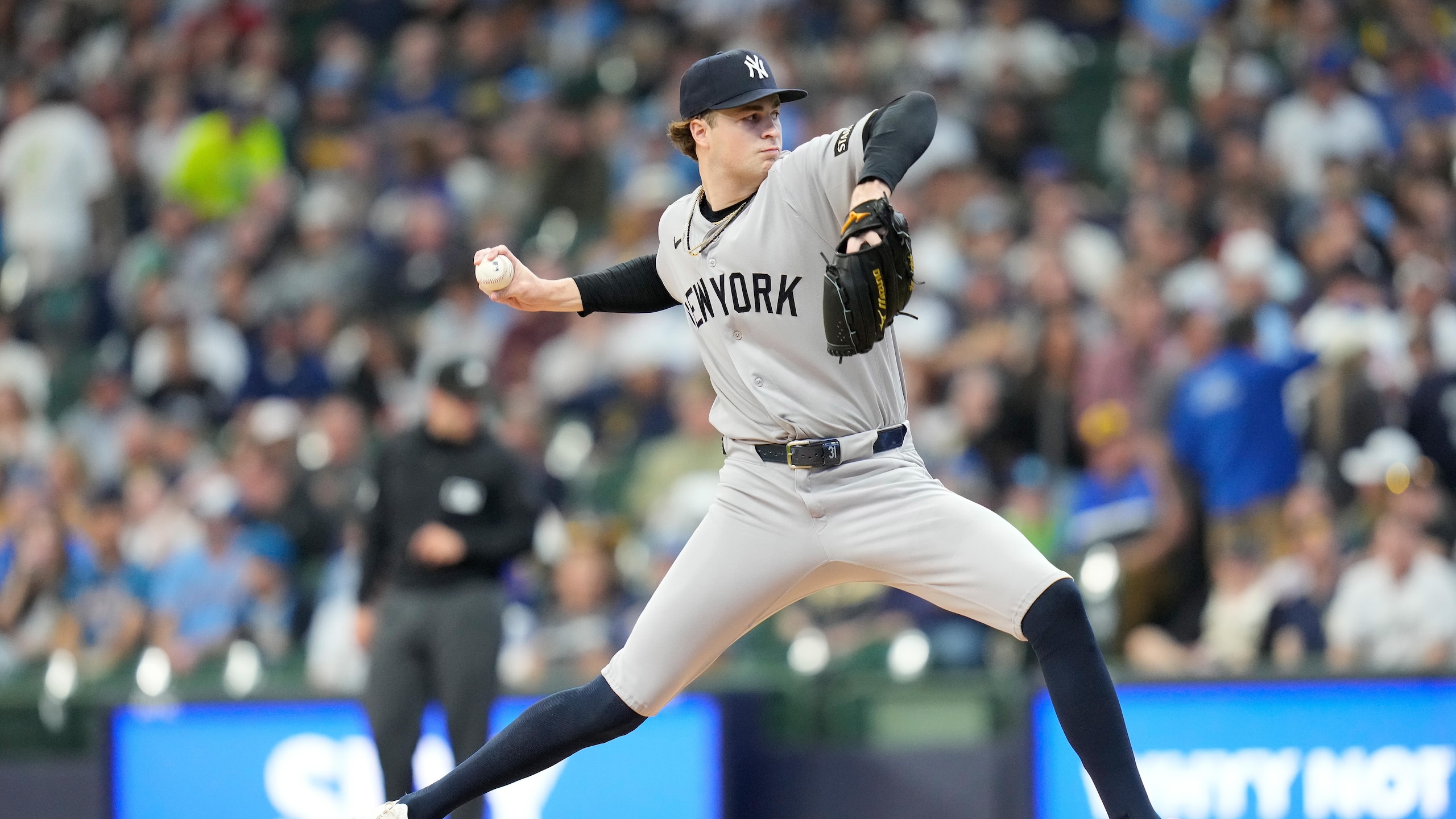 New York Yankees v Milwaukee Brewers