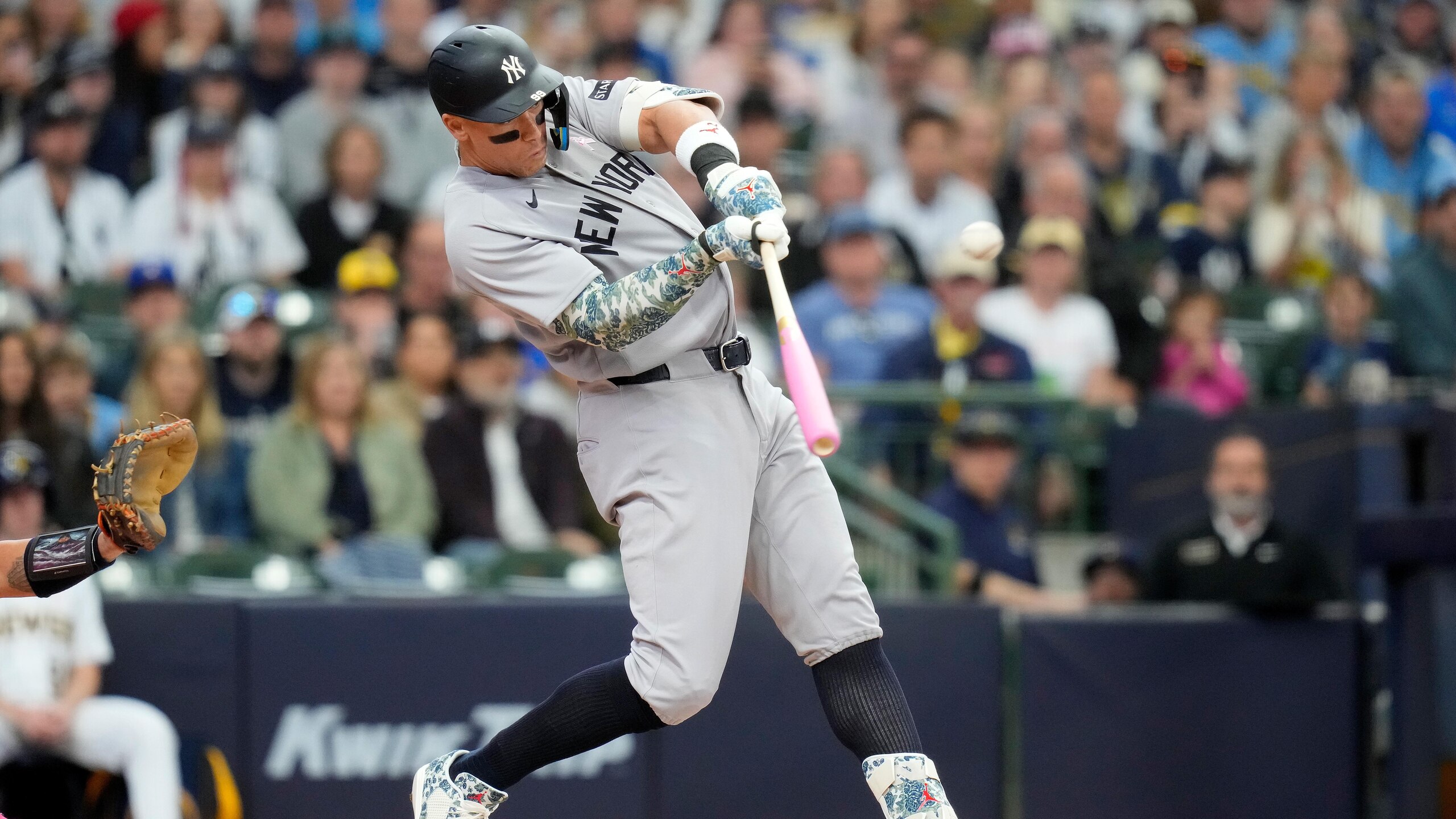 New York Yankees v Milwaukee Brewers