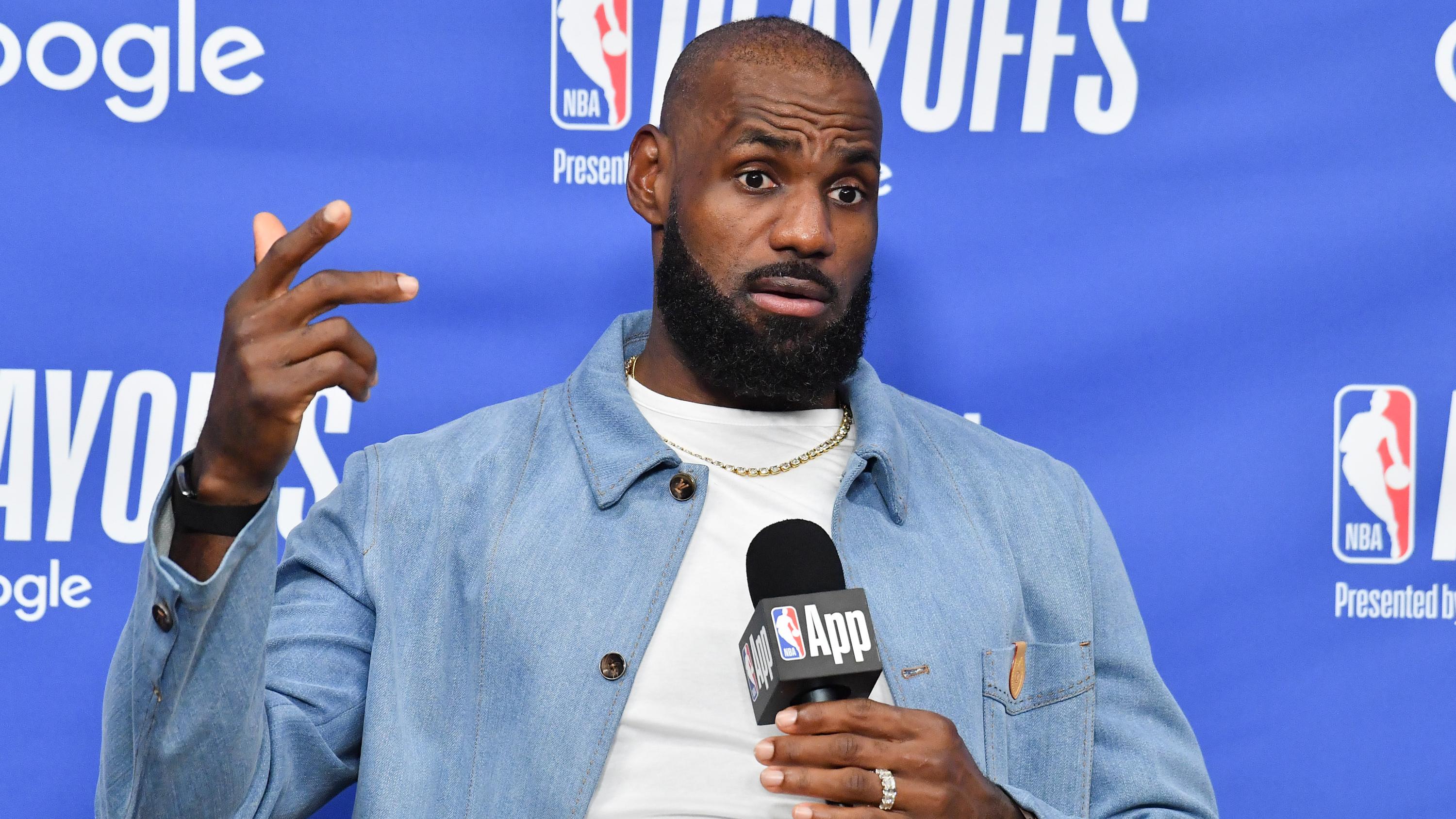 Oklahoma City Thunder v Los Angeles Lakers - Game Four Oklahoma City Thunder v Los Angeles Lakers - Game Four