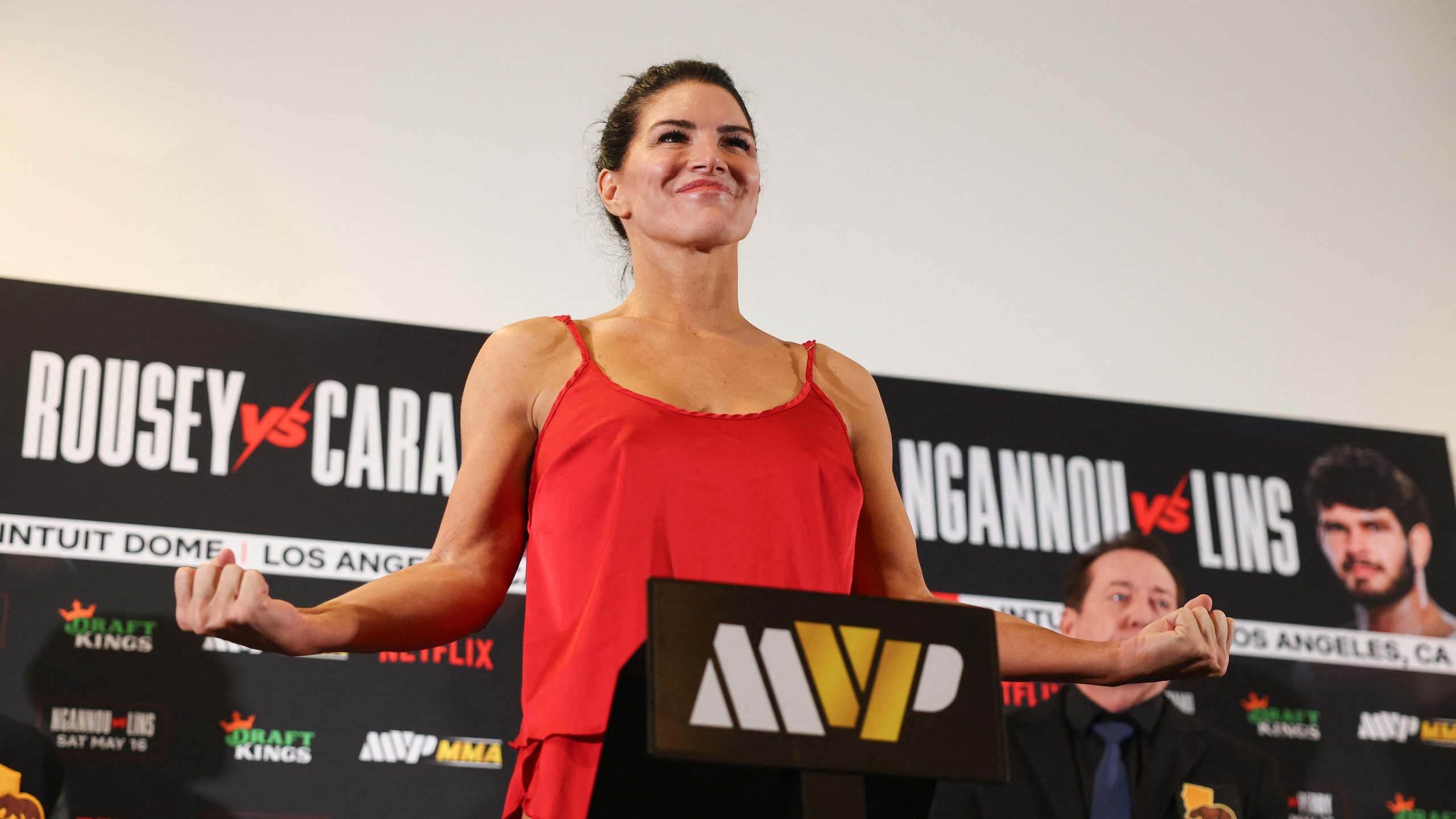MMA-US-ROUSEY-CARANO