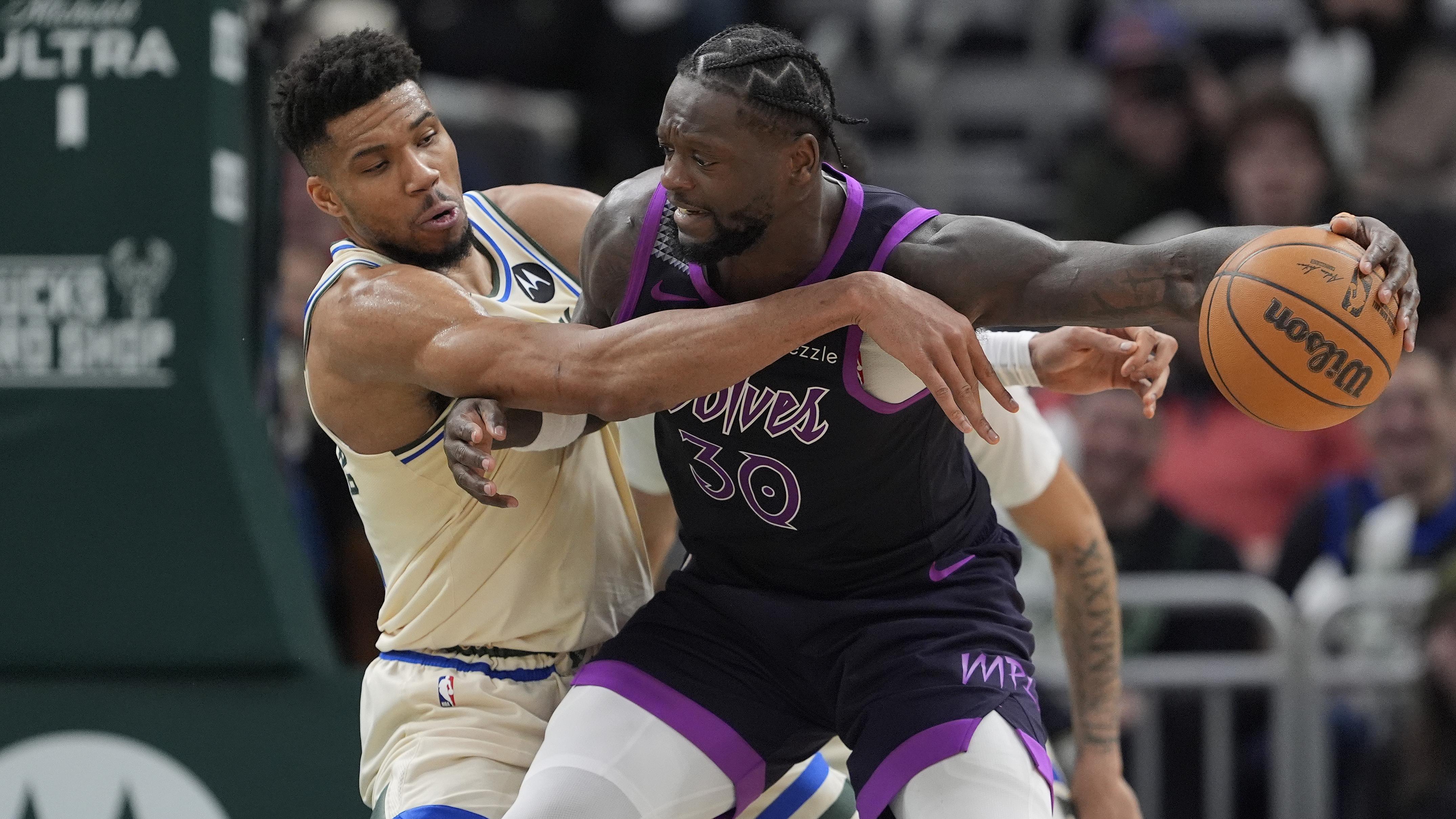 Minnesota Timberwolves v Milwaukee Bucks