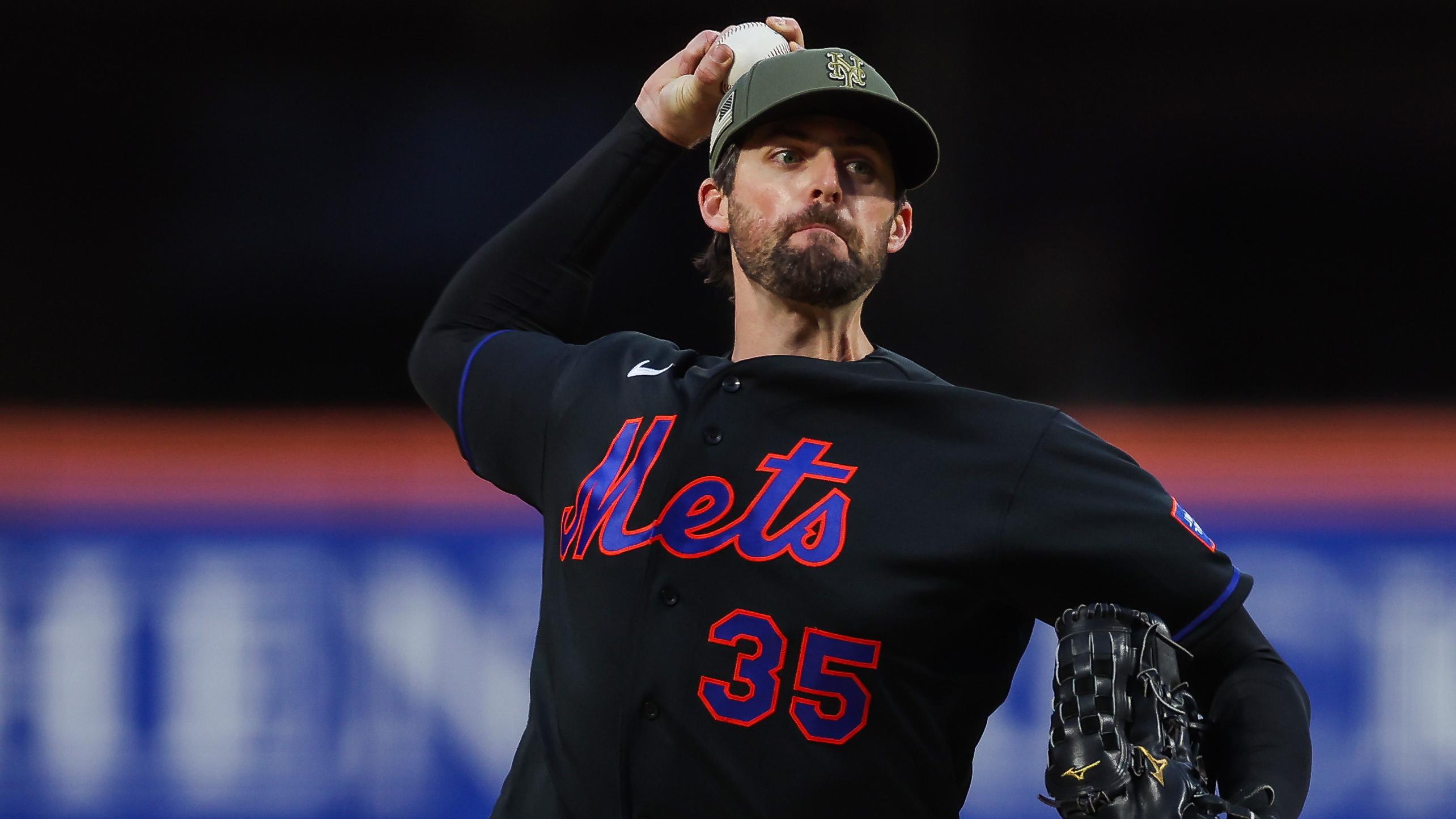 New York Yankees v New York Mets