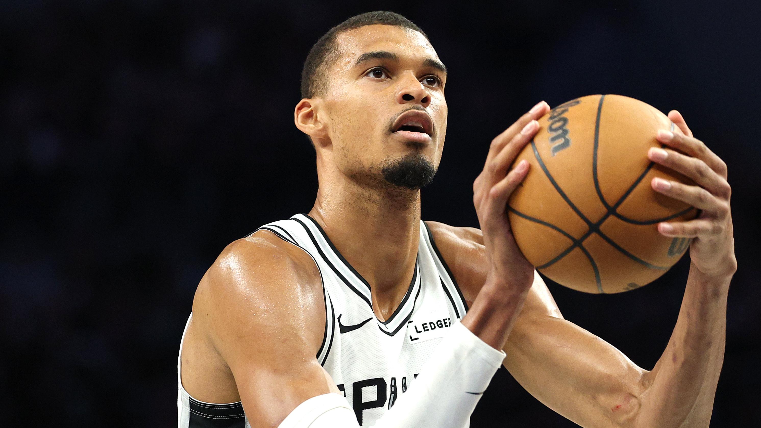 San Antonio Spurs v Minnesota TImberwolves - Game Six