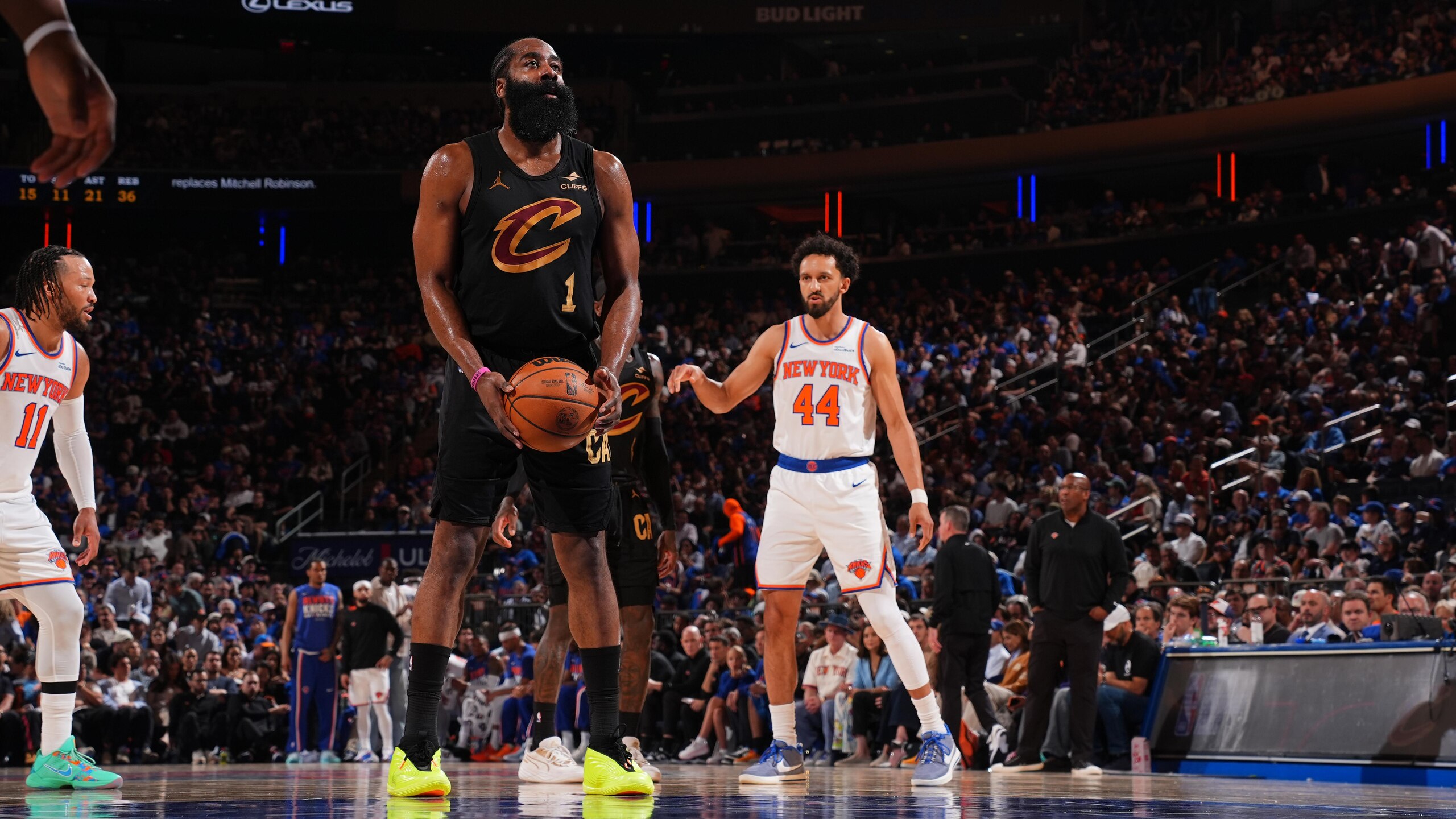 Cleveland Cavaliers v New York Knicks - Game One