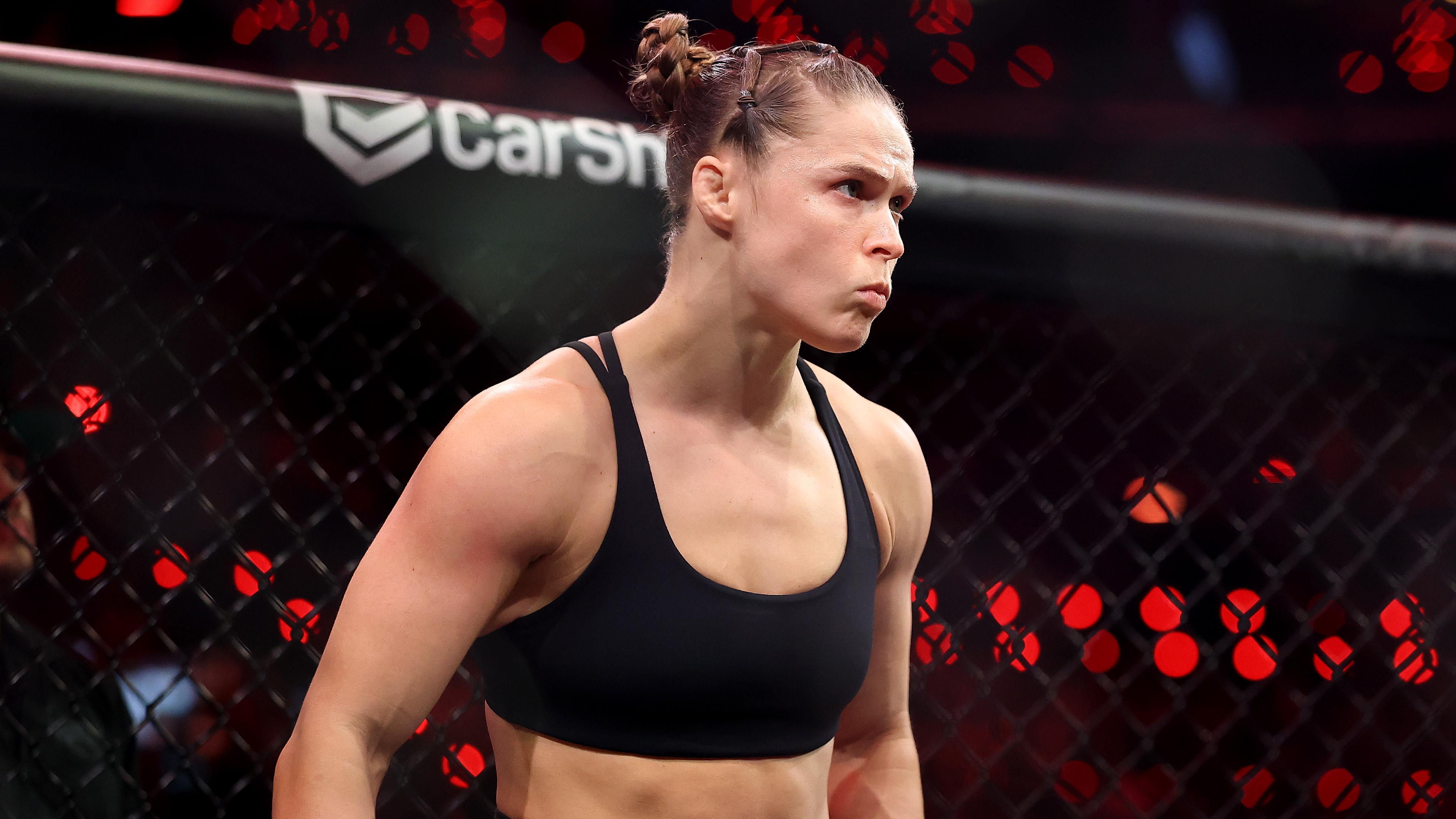 Netflix's Ronda Rousey vs. Gina Carano