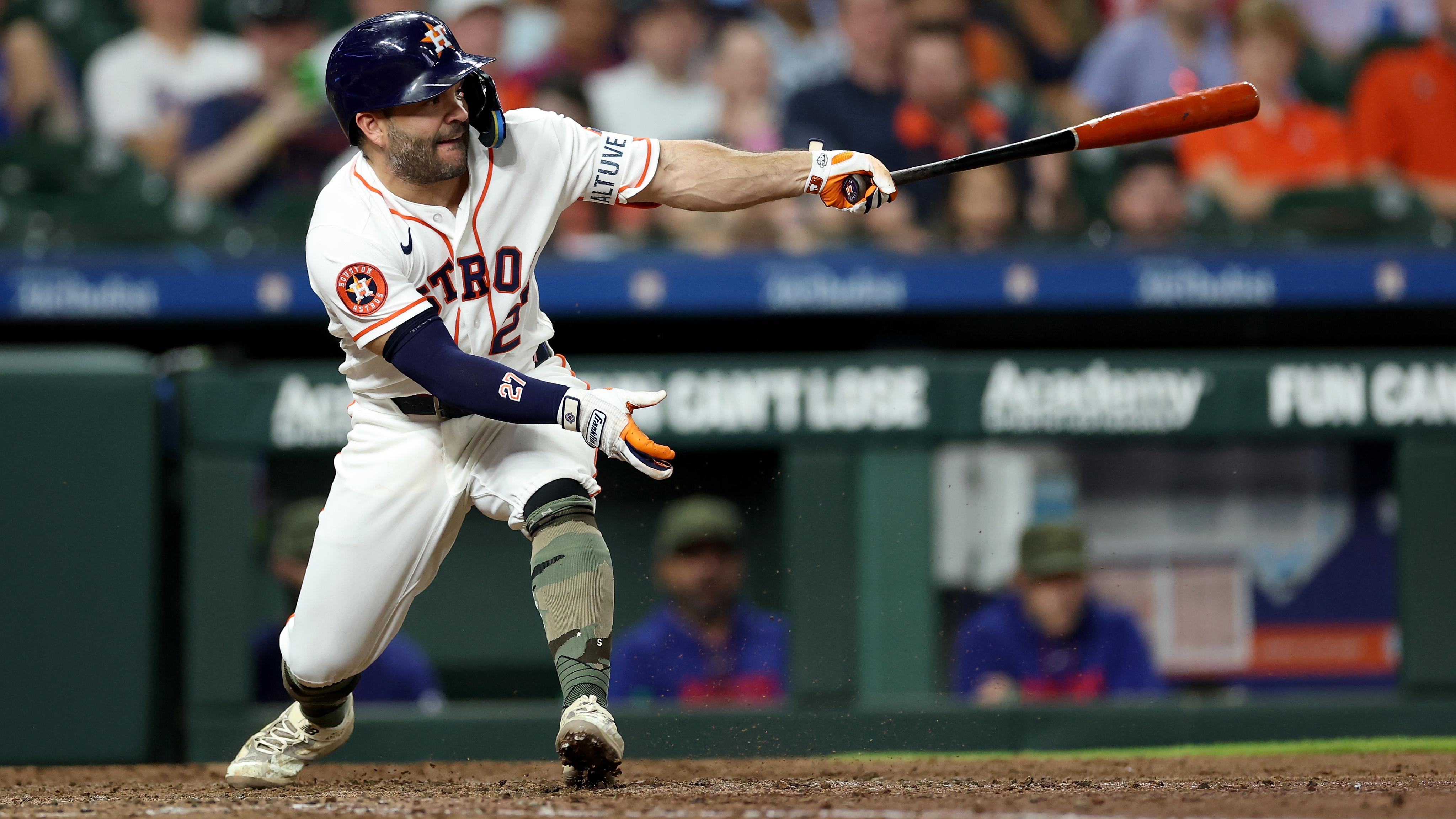 Texas Rangers v Houston Astros