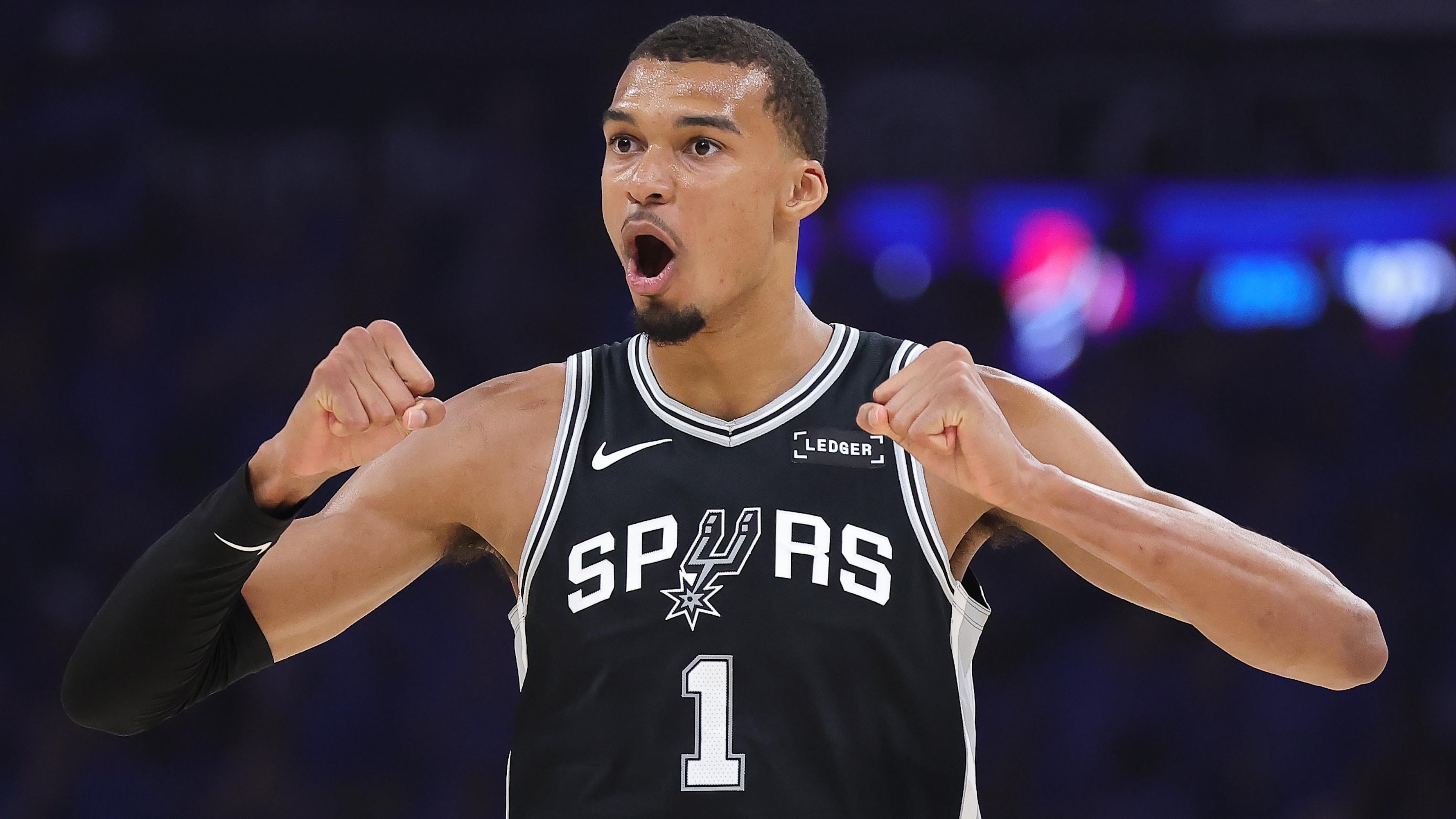 Spurs Must Reshape Champagnie's Deal and Add a Floor Spacer