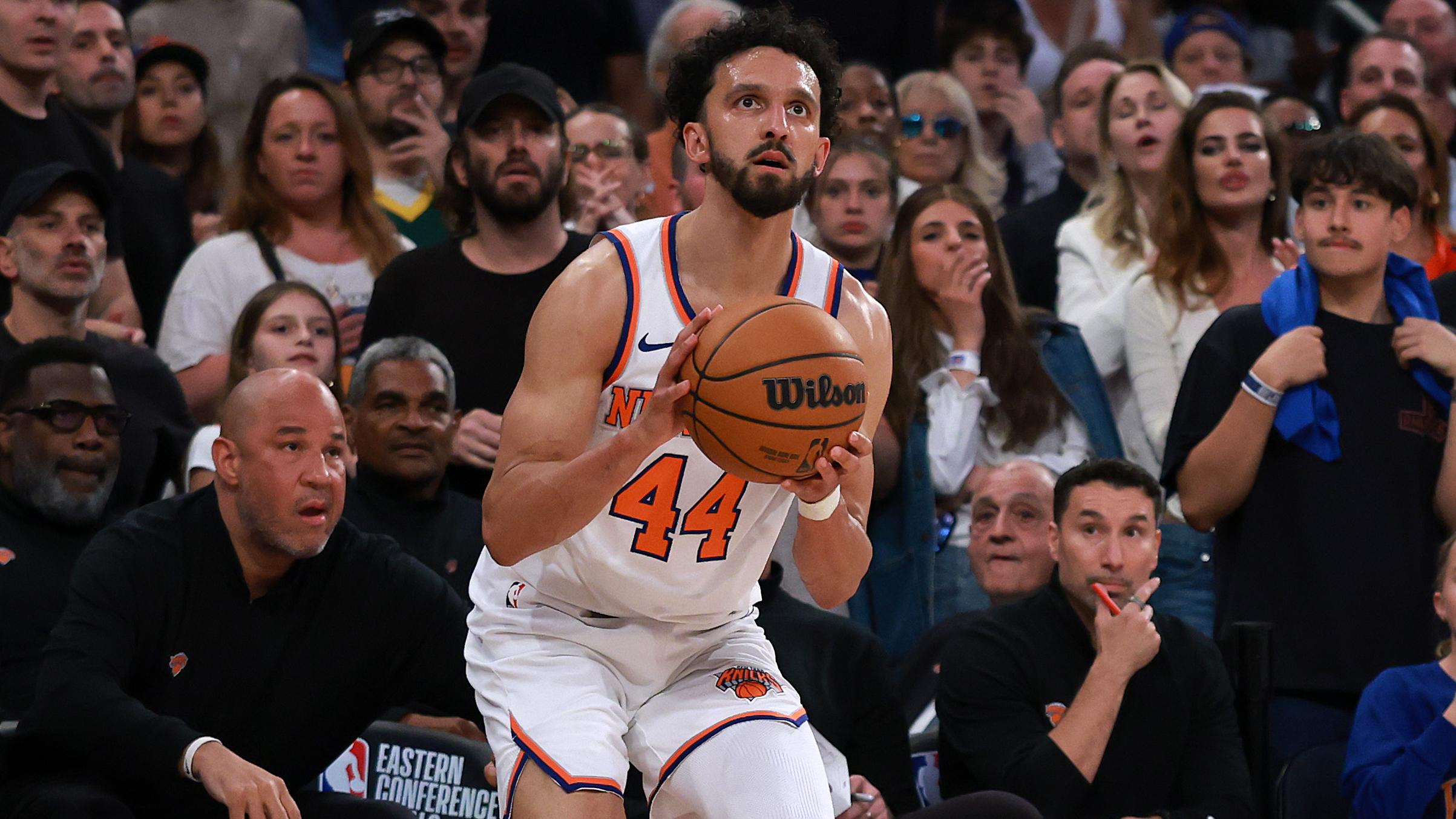 Cleveland Cavaliers v New York Knicks - Game One Cleveland Cavaliers v New York Knicks - Game One