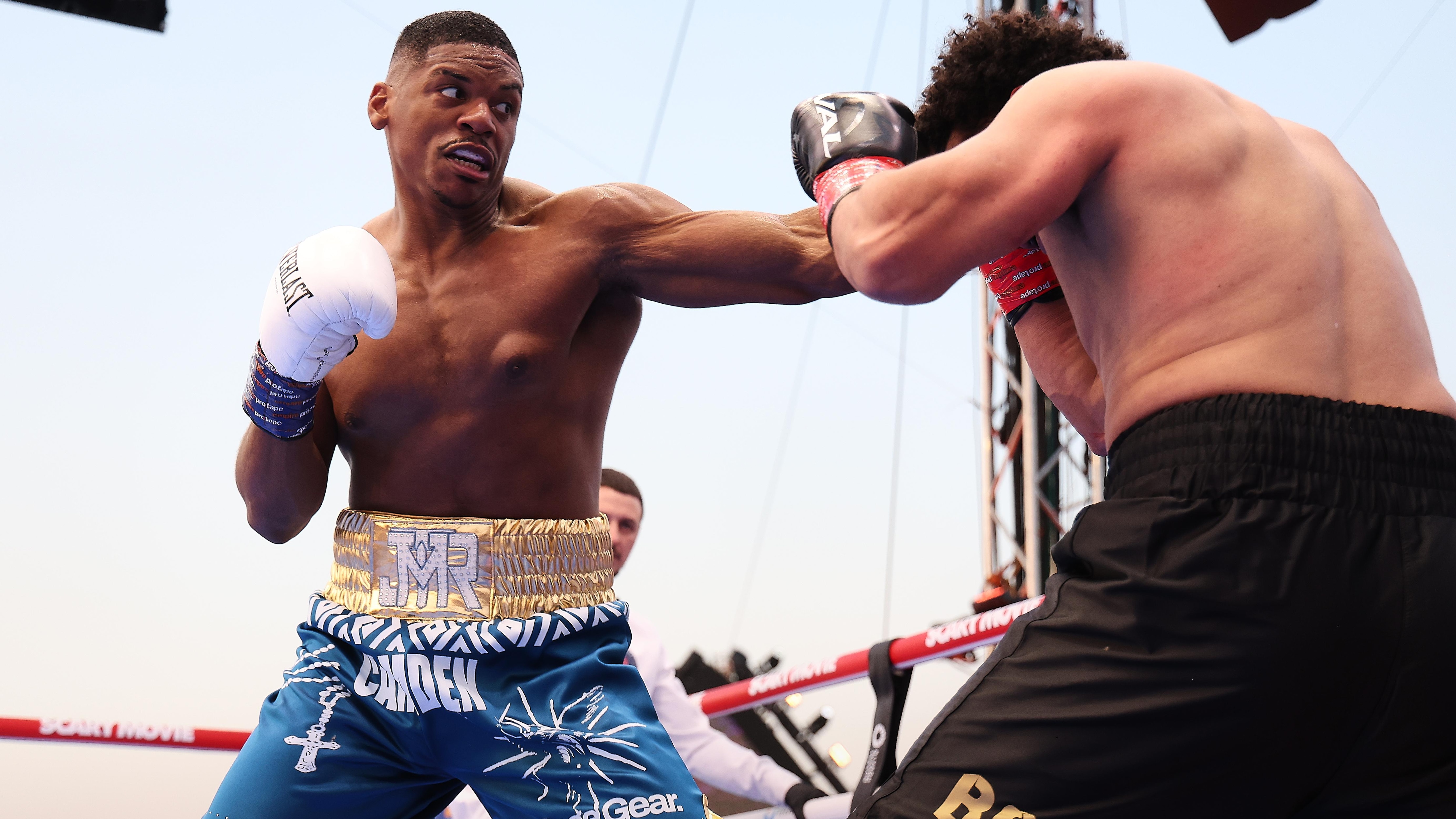 Oleksandr Usyk v Rico Verhoeven: Glory in Giza - Fight Night