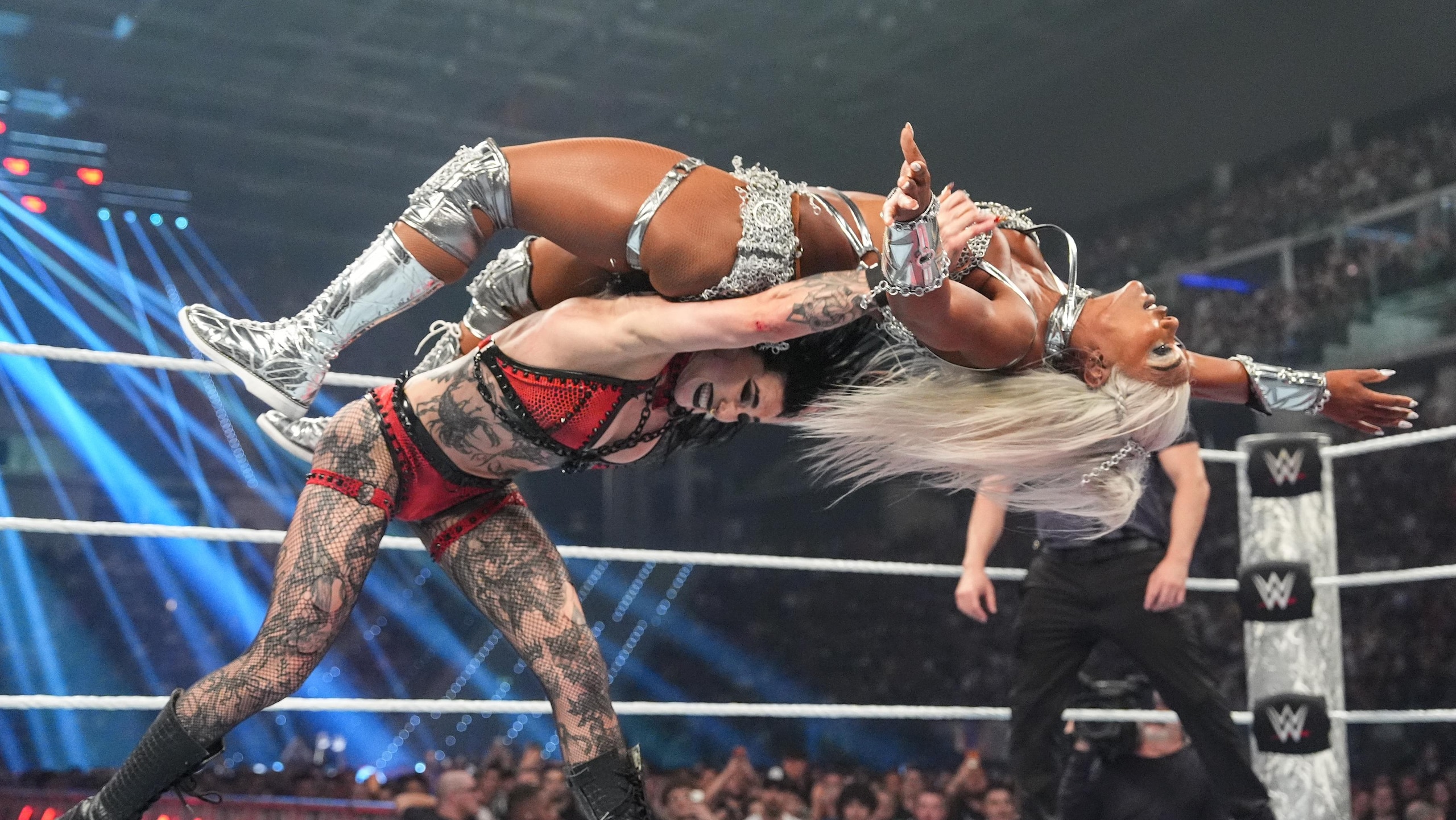 WWE: Saturday Night's Main Event
