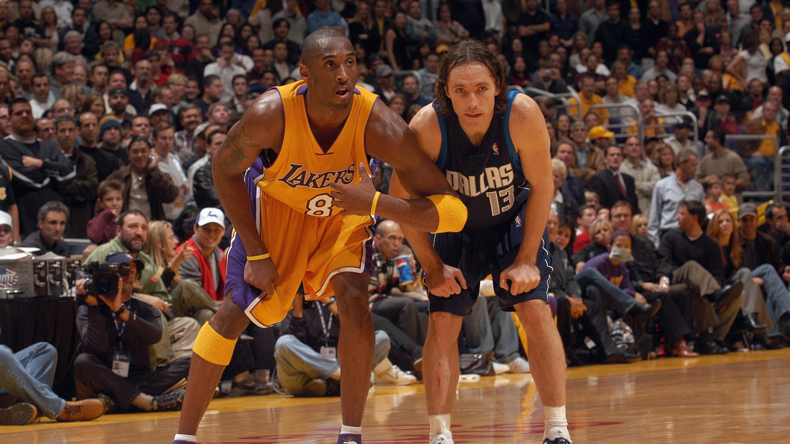 Mavericks v Lakers