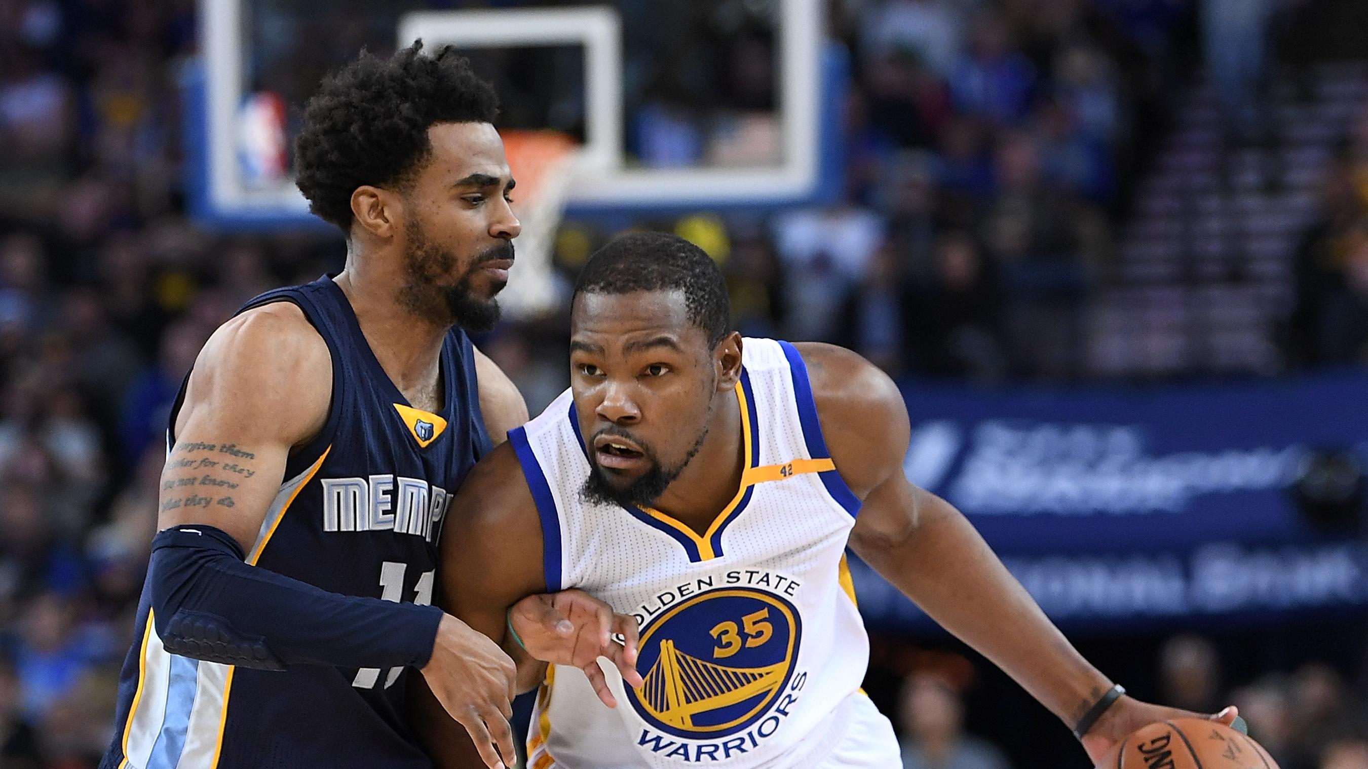 Memphis Grizzlies v Golden State Warriors
